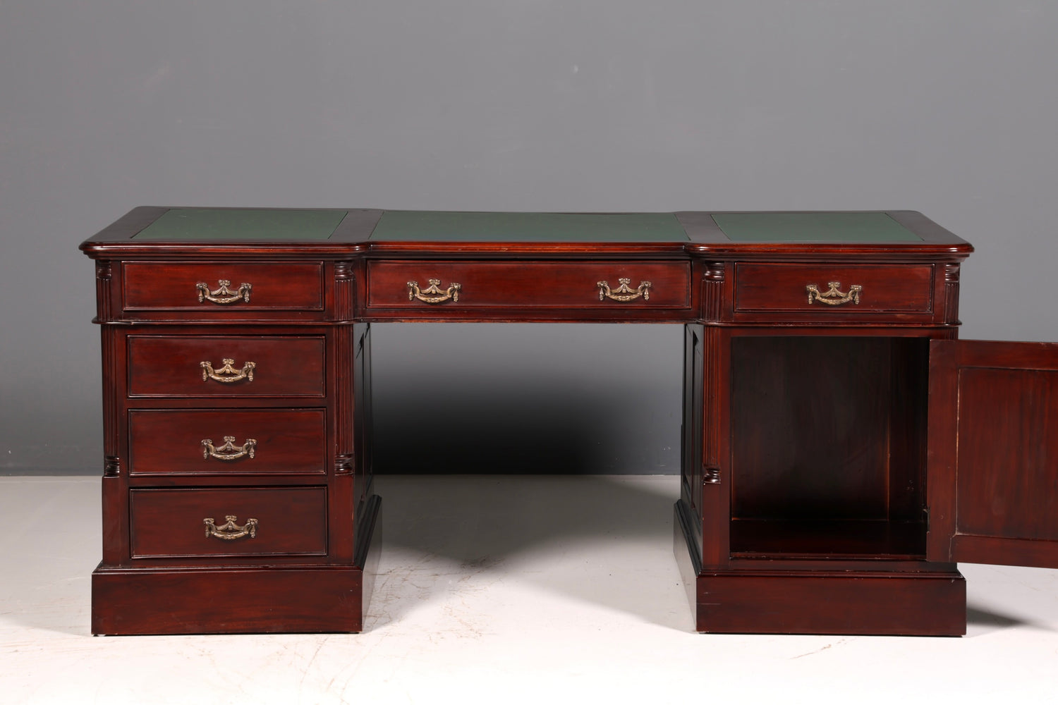 Magnifique bureau anglais en acajou, sous-main en cuir véritable, bureau de partenaire, bureau de travail, antique vintage