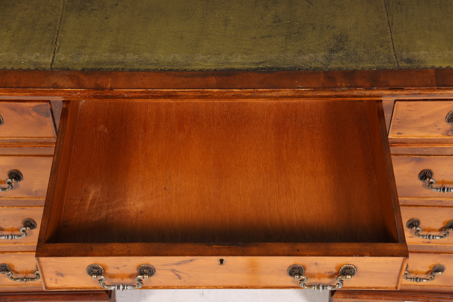 Magnifique bureau anglais avec plateau en cuir véritable, structure en bois d&