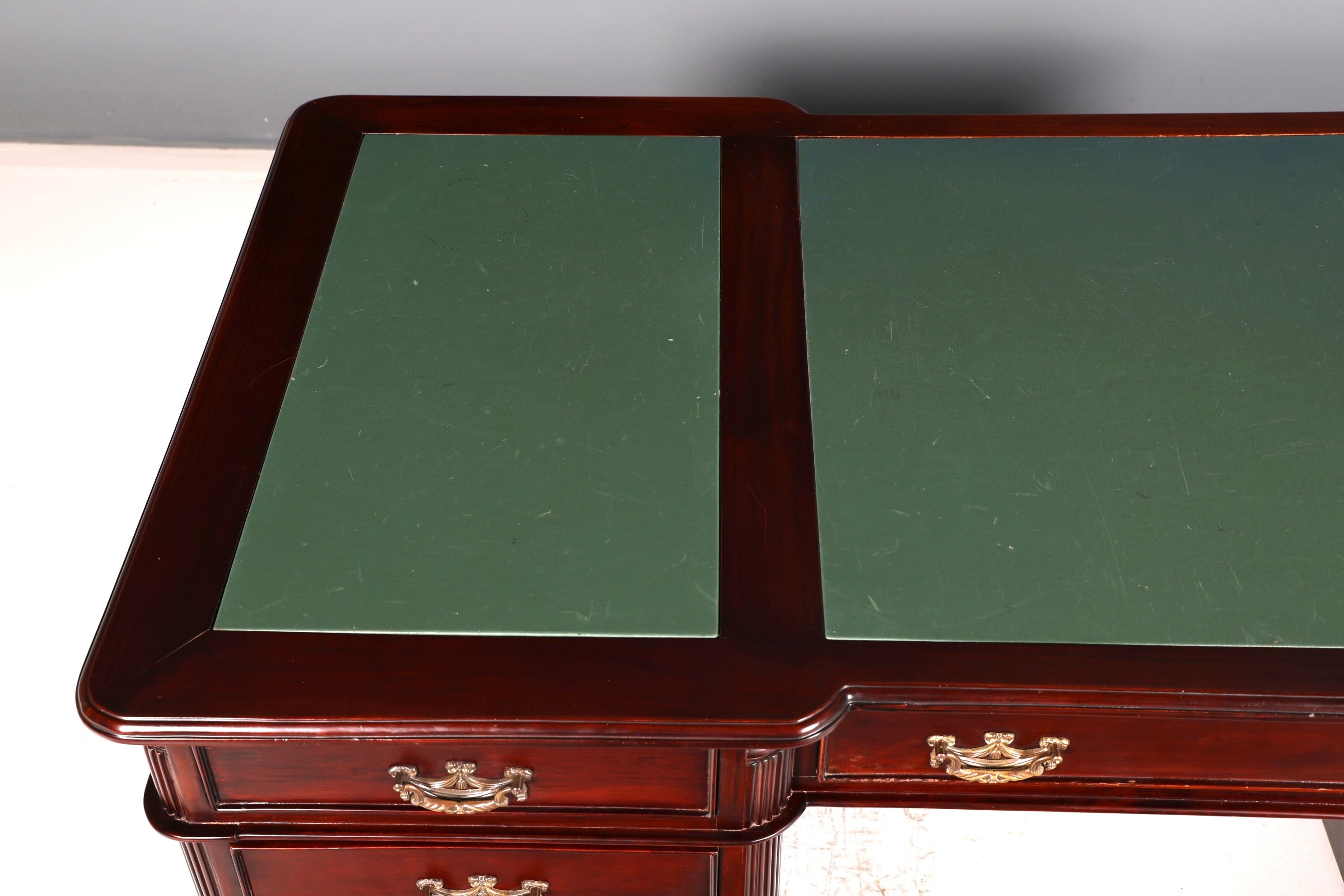Magnifique bureau anglais en acajou, sous-main en cuir véritable, bureau de partenaire, bureau de travail, antique vintage