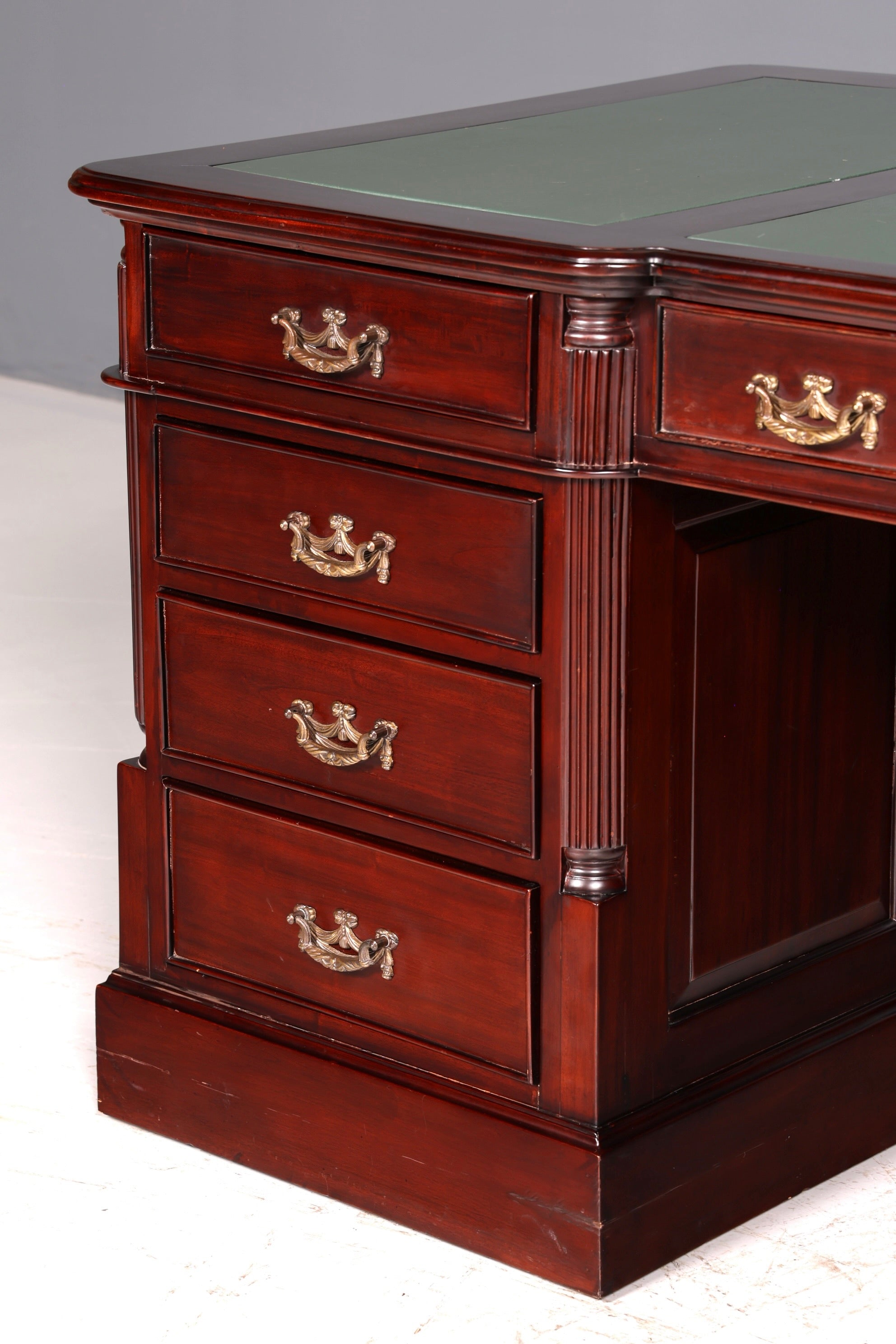 Magnifique bureau anglais en acajou, sous-main en cuir véritable, bureau de partenaire, bureau de travail, antique vintage