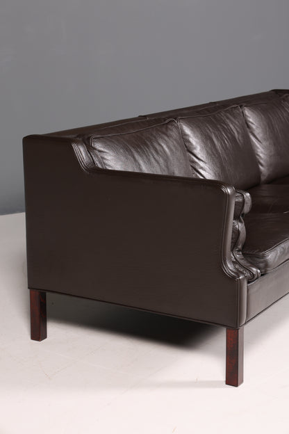 Magnifique canapé du designer Børge Mogensen, 3 places, canapé en cuir véritable, modèle 2213, fabriqué au Danemark.