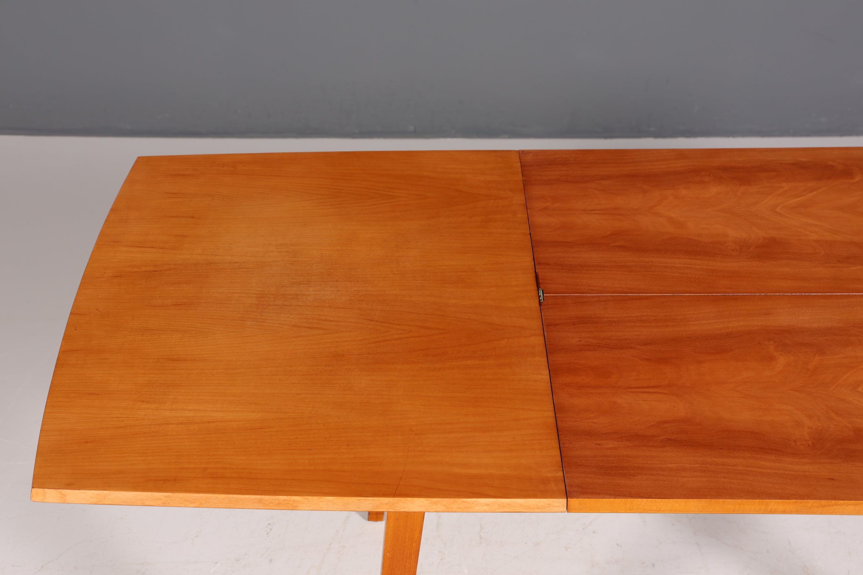 Magnifique table de salle à manger extensible vintage des années 50, table de cuisine rétro