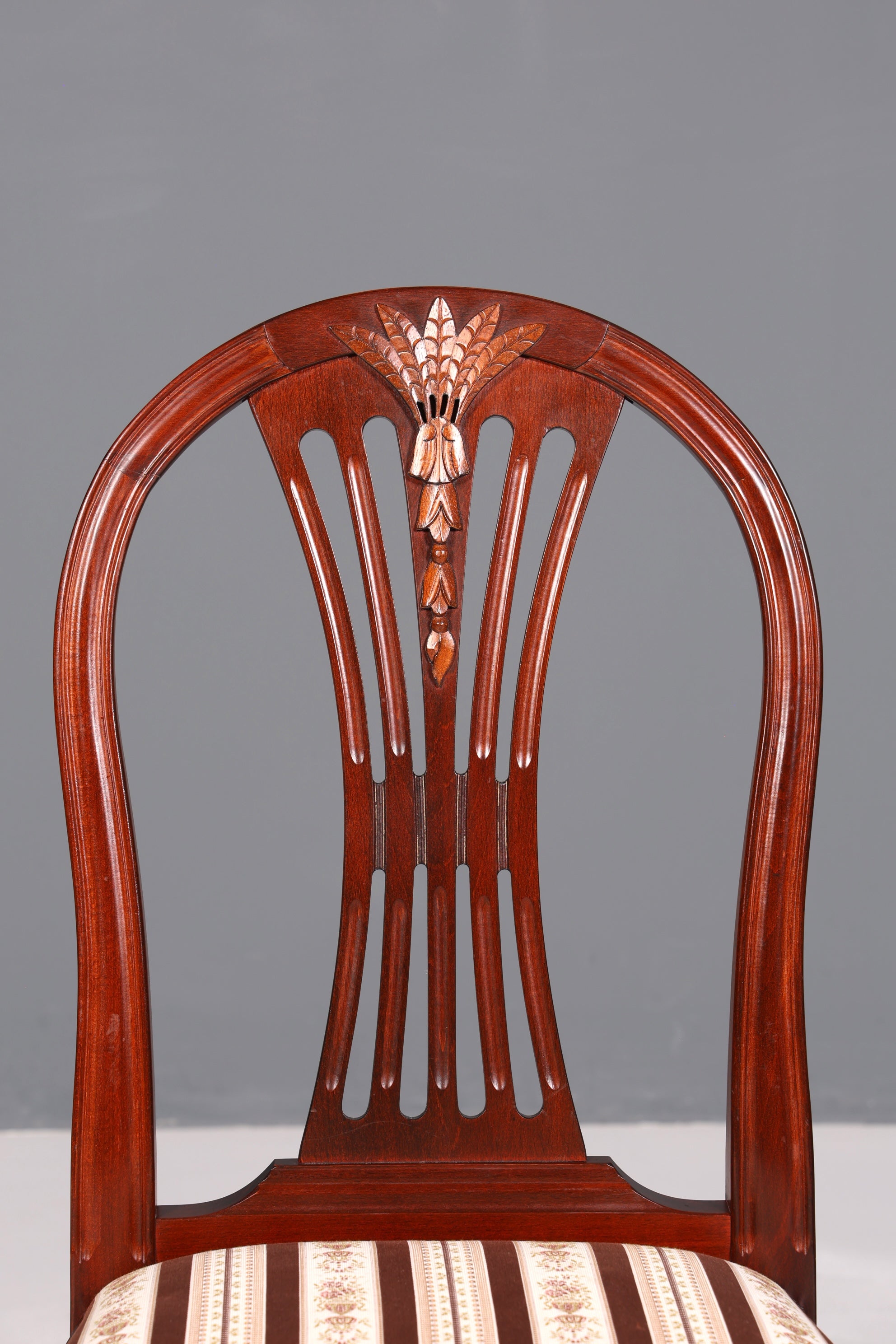 Belle chaise de style gustavien, chaise de cuisine anglaise, chaise secrétaire de style ancien