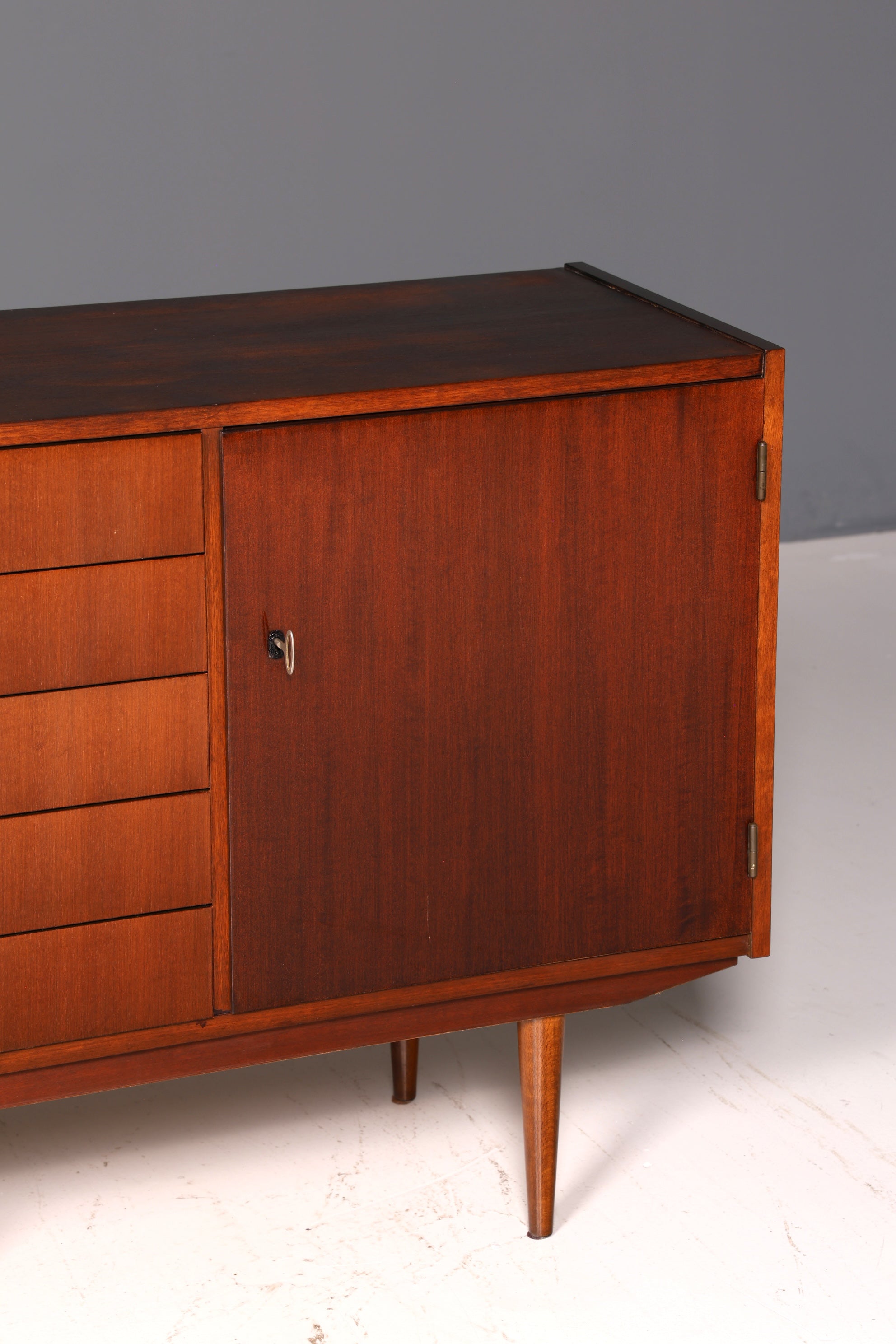 Traumhaftes Mid Century Sideboard Vintage TV Kommode 60er Schrank Flurkommode Retro