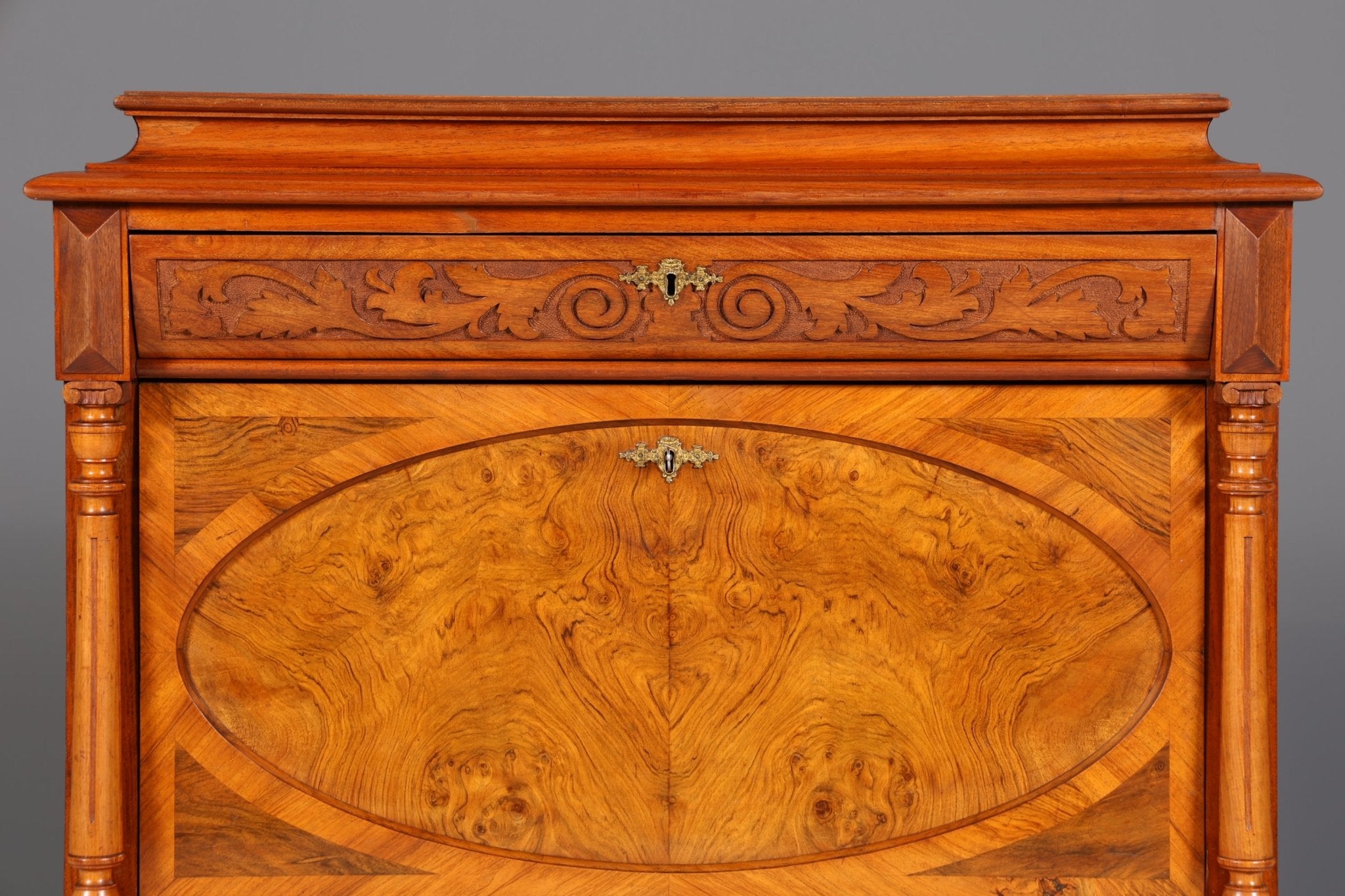 Stilvoller Gründerzeit Sekretär Vertiko Nussbaum Highboard Louis Philippe Kommode Sekretär Schrank um 1880
