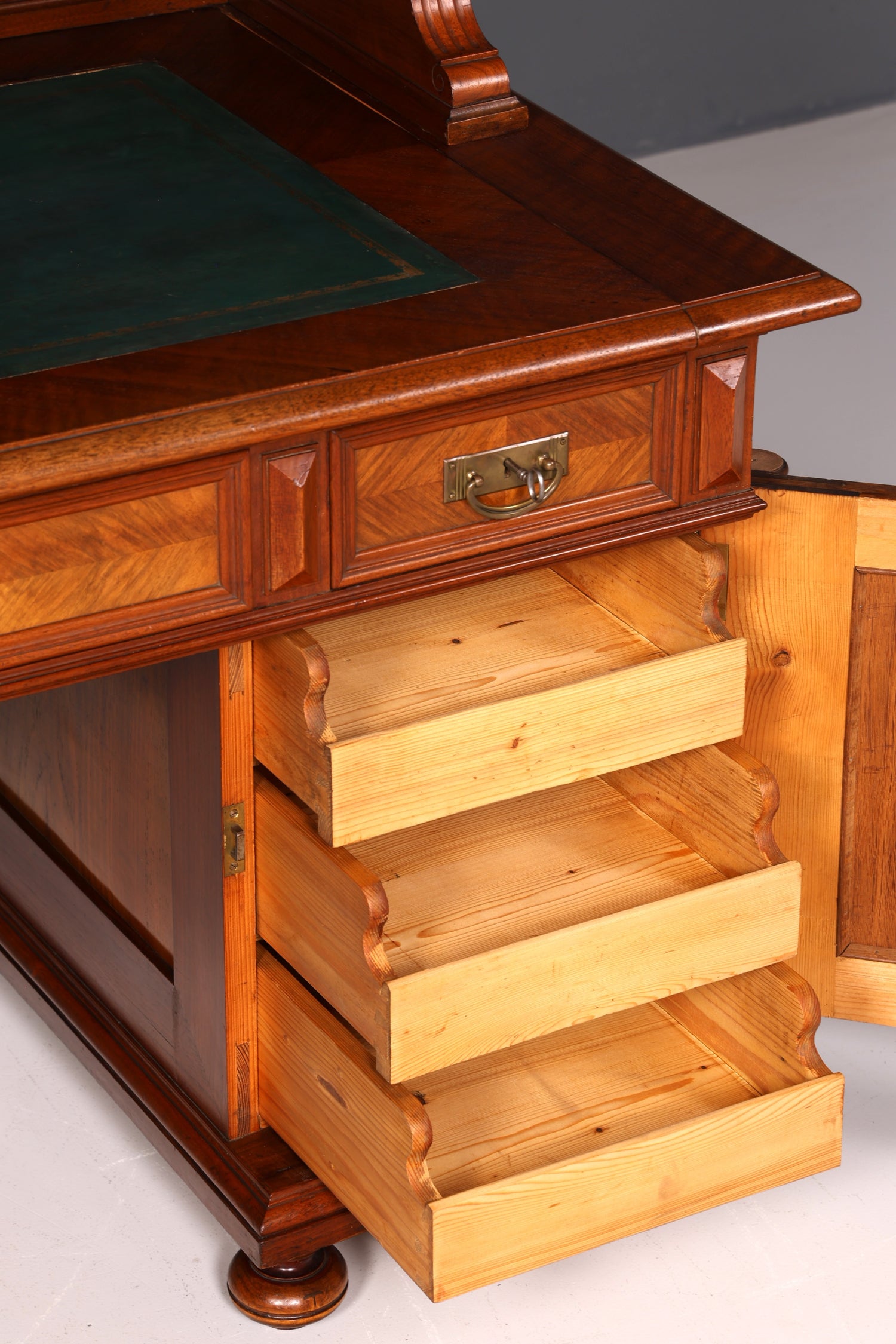 Traumhafter Gründerzeit Schreibtisch mit Aufsatz Jugendstil Bürotisch Massivholz um 1900