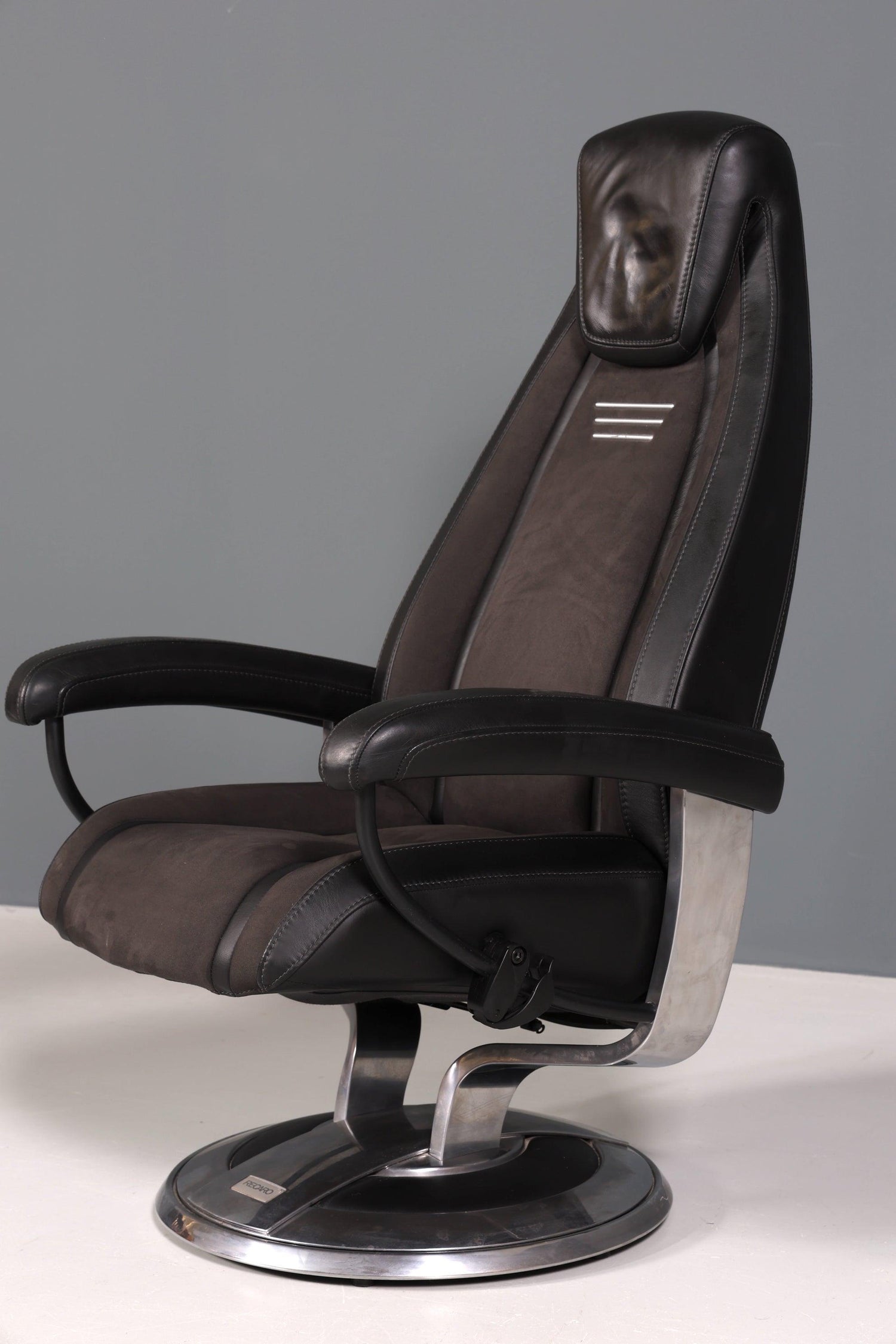Edler Designer Sessel mit Hocker "Recaro" echt Leder Relax Armlehnsessel Fussablage