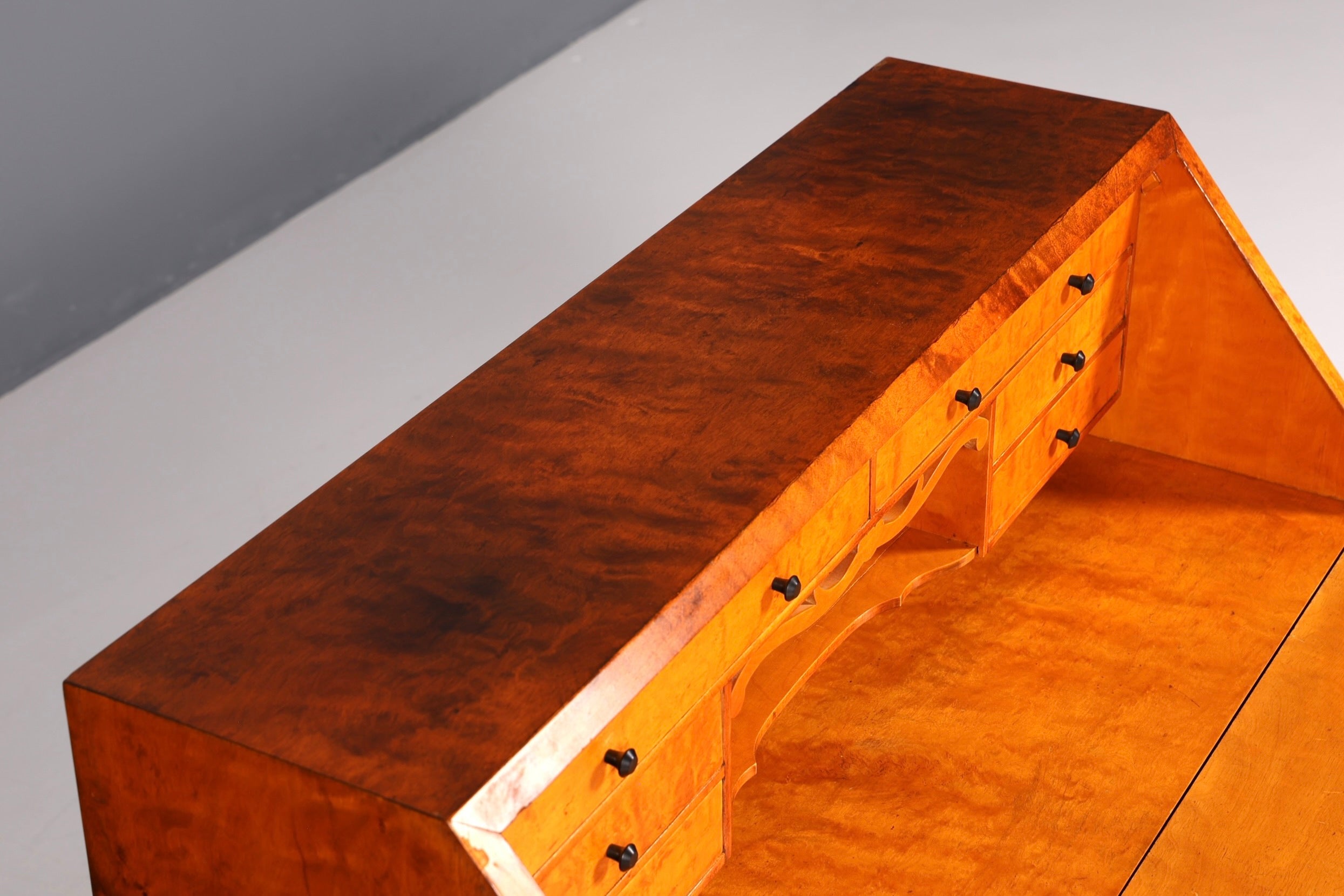 Magnifique secrétaire datant des années 1930, en bois de cerisier, commode de bureau.