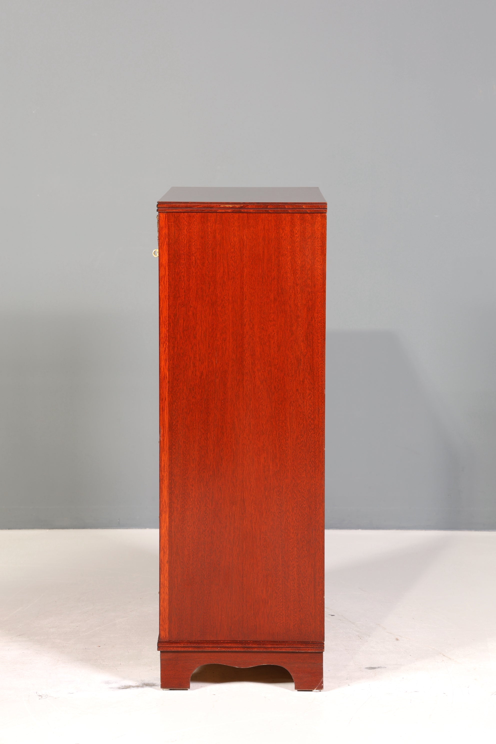 Stilvoller Sekretär im Englischen Stil Büro Vertiko Kommode Mahagoni Schreibkommode