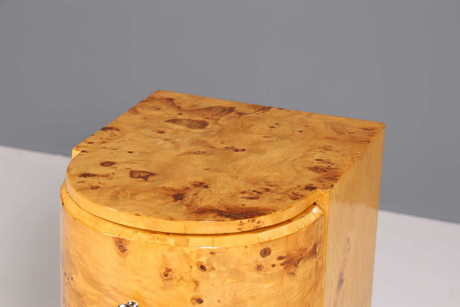 Wunderschöne Art Deco Design Kommode Birke Beistelltisch Modern Kult Schubladenkommode