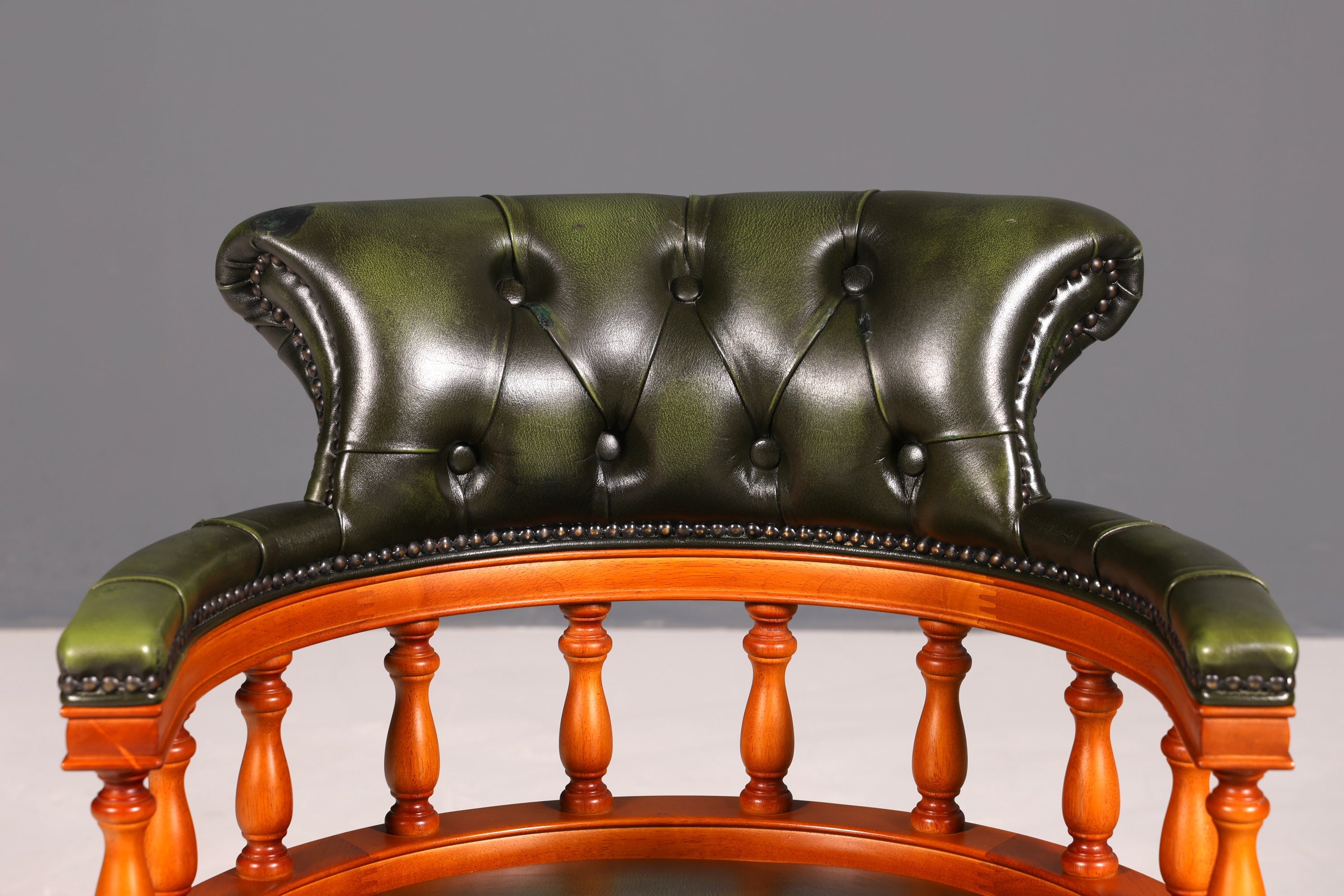 G216 Finish cm Original Chesterfield Centurion Captain Chair Englisch grün echt Leder Sessel (Kopie)