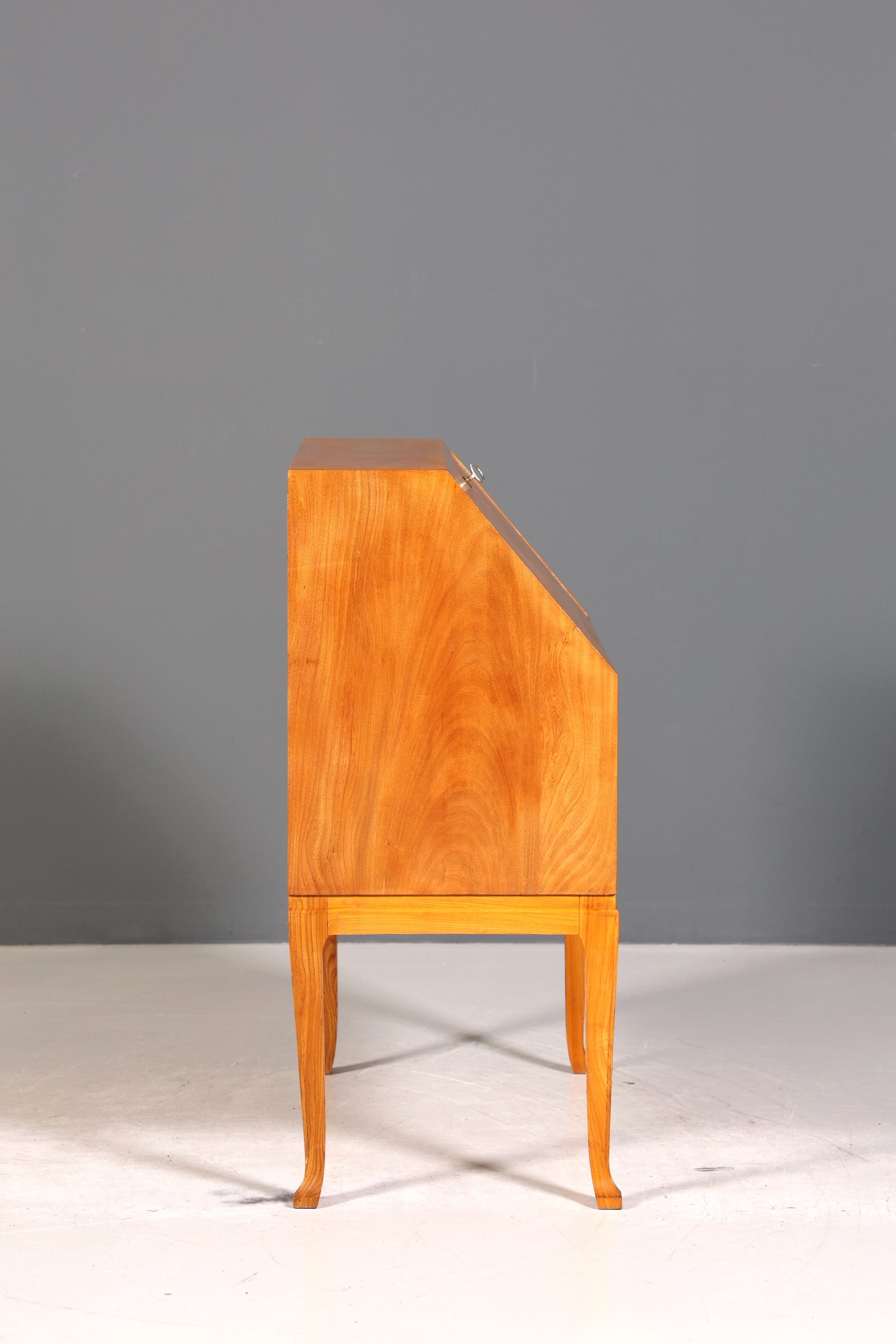 Wunderschöner Sekretär um 1930 Büro Kommode Schreibkommode Kirschholz Schreibtisch