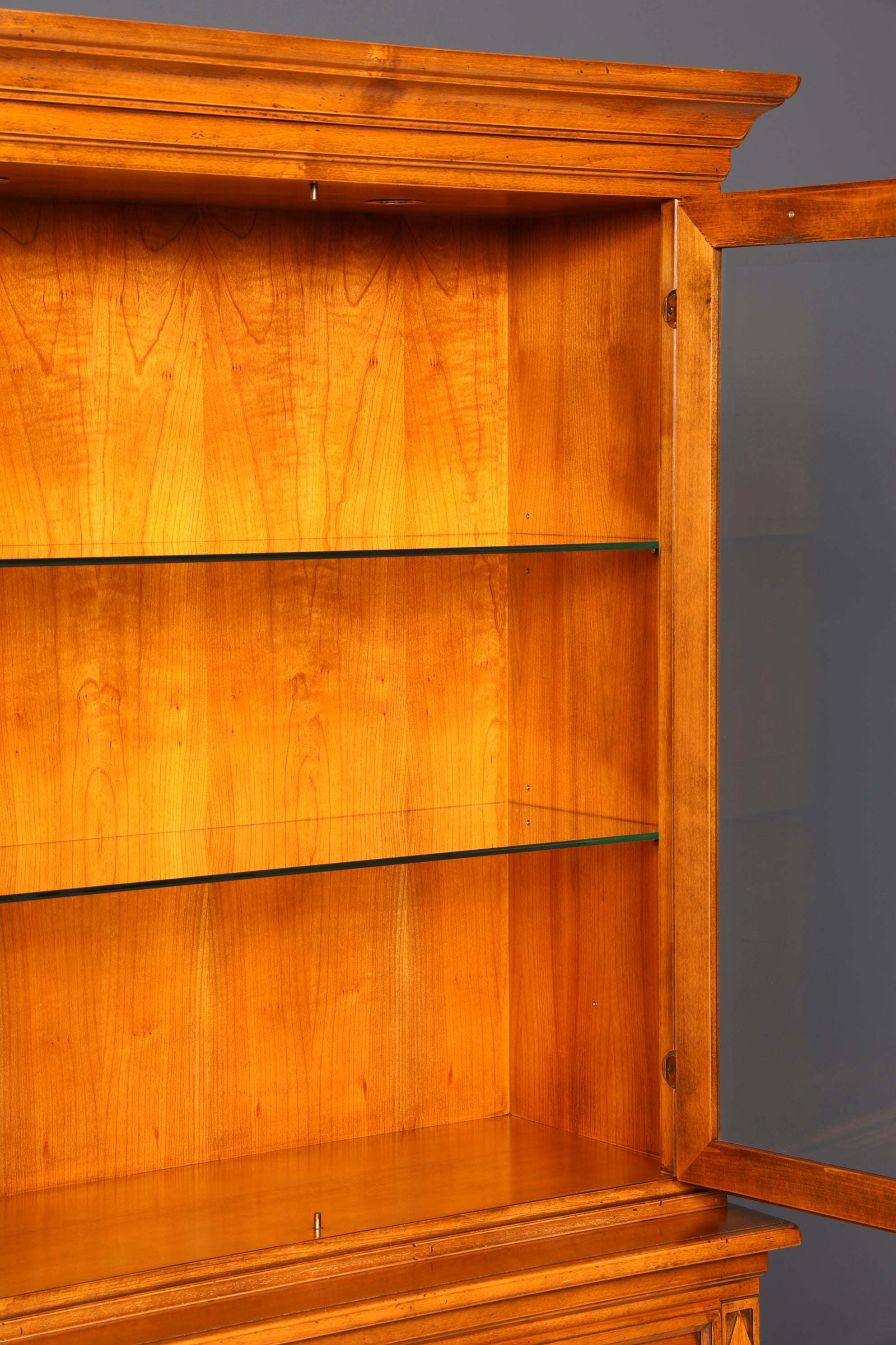 Traumhafte Original Selva Vitrine Antik Stil Massivholz Buffet Villa Borghese Schrank Bibliothek
