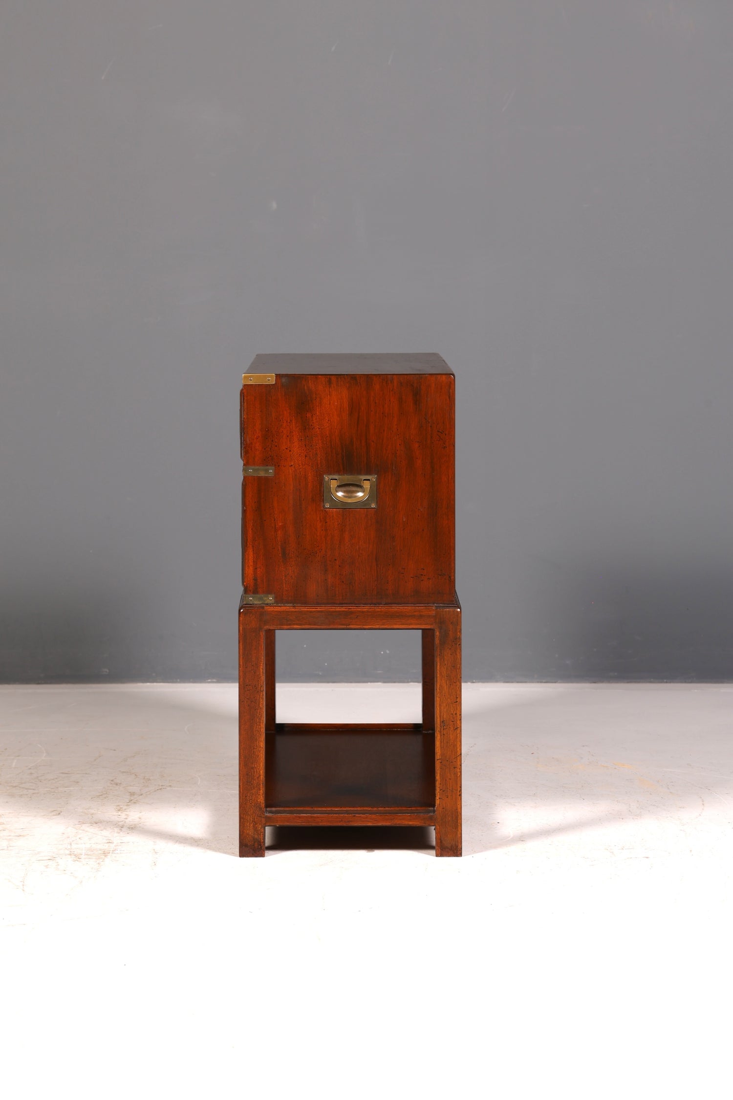 Wunderschöne Maritime Military Chest Kommode Mahagoni Englisch Beistellkommode Antik Vintage