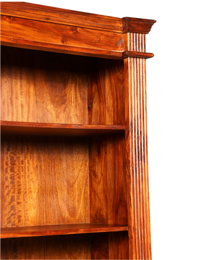 Hauptstadt Möblerei Regal aus massivem Sheesham Holz im indischen Kolonialstil mit geriffelten Säulendetails