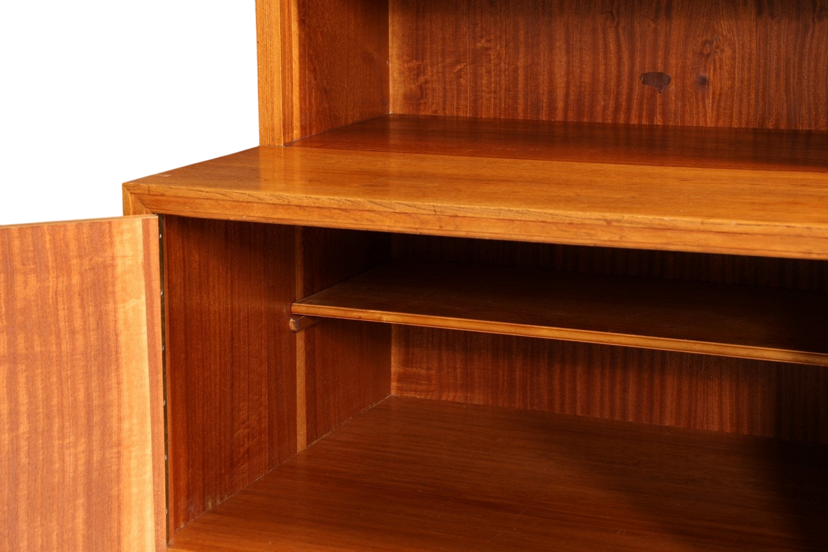 Schlichter Mid Century Schrank Danish Design Regal Retro Nussbaum 60s Bücherregal Buchablage