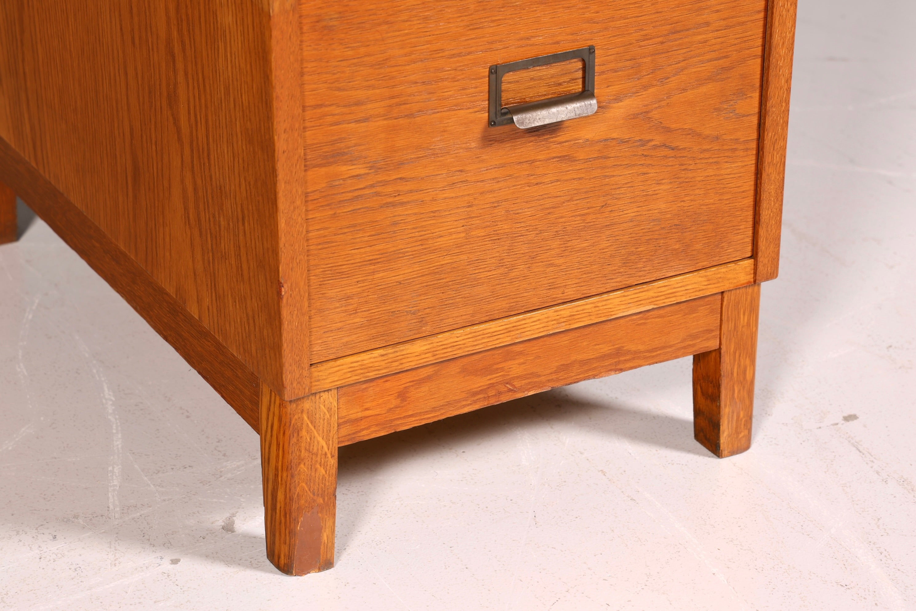 Edler Mid Century Aktenschrank Bauhaus Apothekerschrank Vintage Schubladenkommode Vertiko Retro