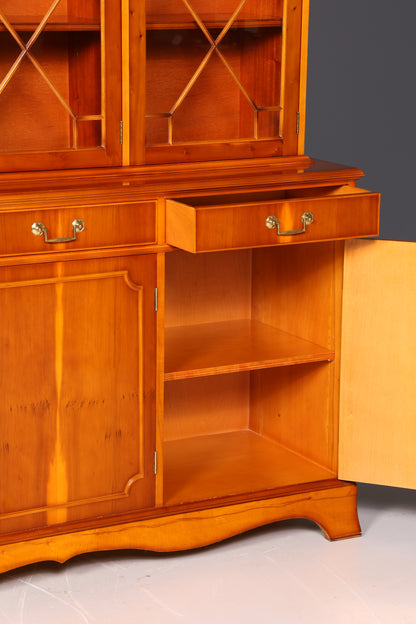 Wunderschöne Englische Vitrine Eibe Bücherschrank Buffet Antik Glasvitrine Schrank Vintage