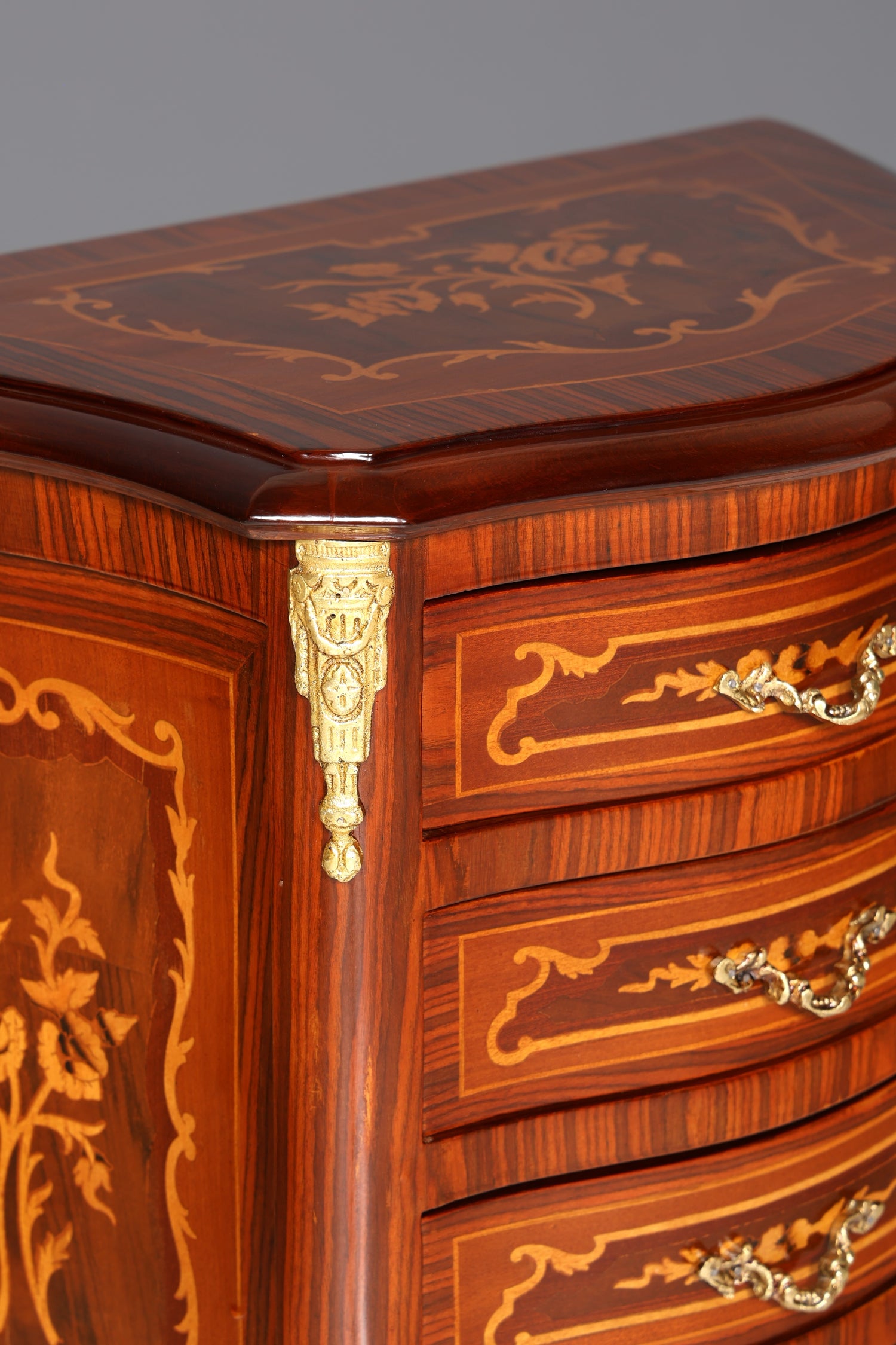 Edle Barock Stil Kommode Antik Stil Beistelltisch Messing Schränkchen