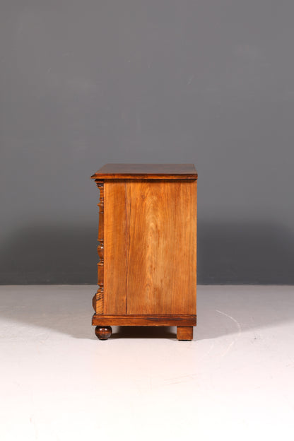 Wunderschöne Gründerzeit Kommode Louis Philippe Nussbaum Schubladenkommode Sideboard Antik um 1880