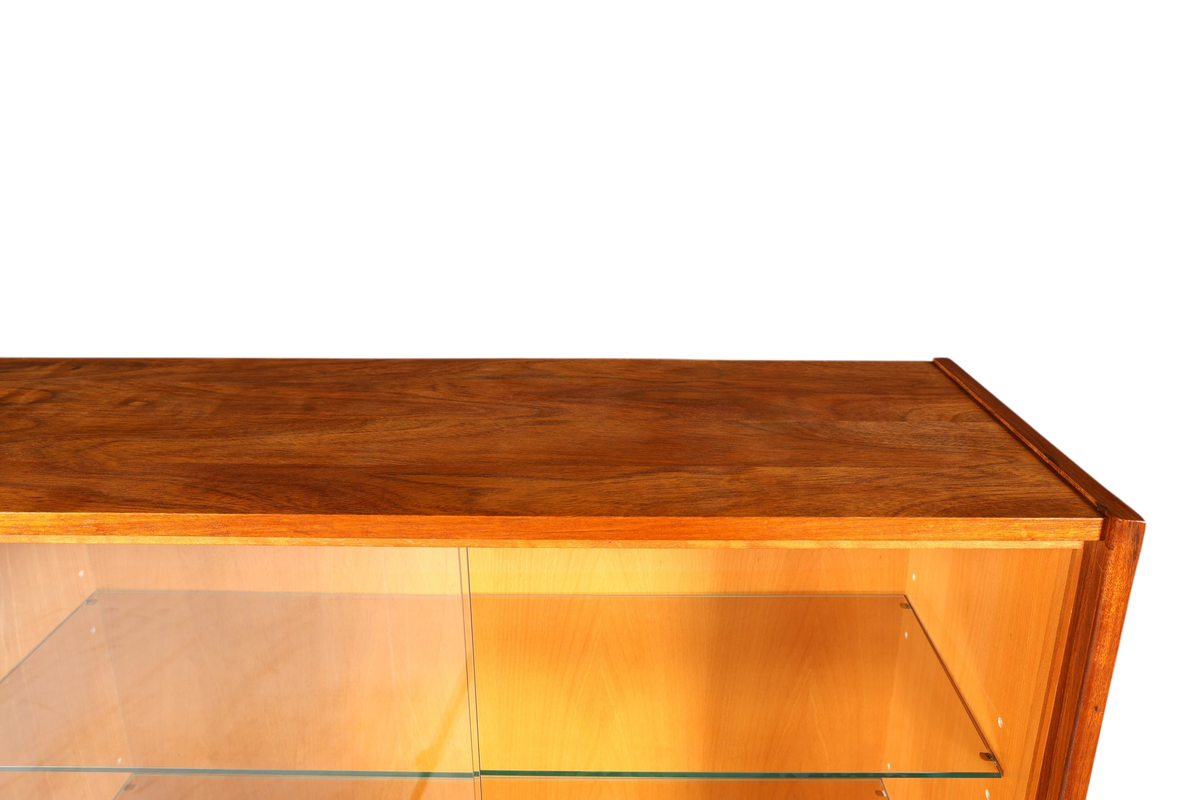 Magnifique armoire Mid-Century vintage, meuble haut, vitrine, bibliothèque, armoire de salon, meuble-bar en bois véritable des années 60