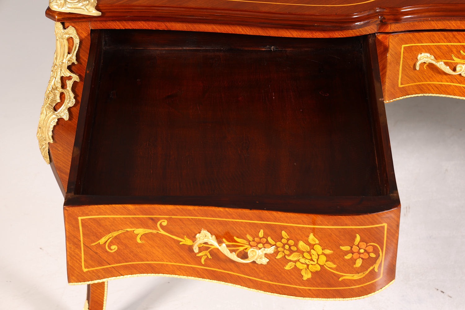 Prächtiger XXL Louis XV Stil Schreibtisch French Desk Antik Intarsien Bürotisch Office Table