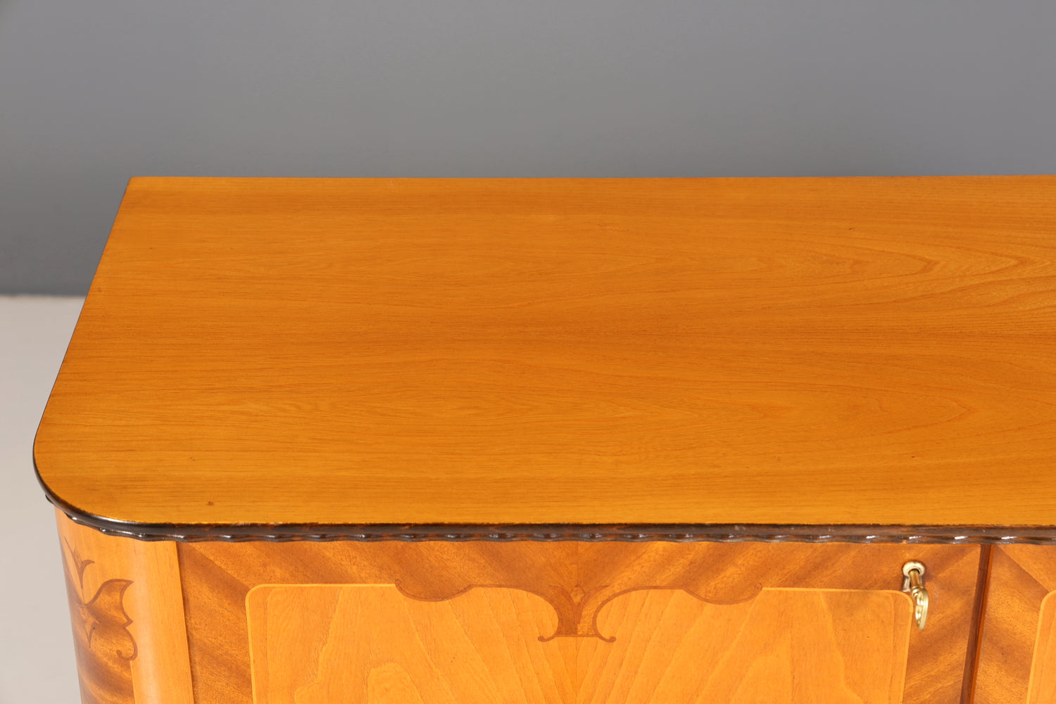 Stilvolles Original Art Deco Schrank Vertiko Sideboard um 1930 Highboard Kommode