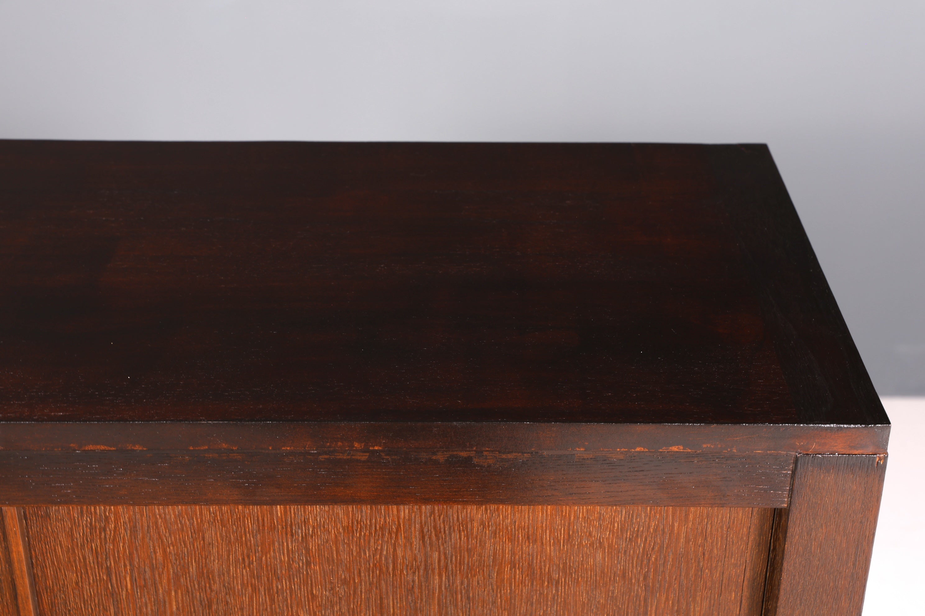 F706 Finition Magnifique meuble de style Mid-Century des années 1960, armoire à linge, classeur, commode (Copie)