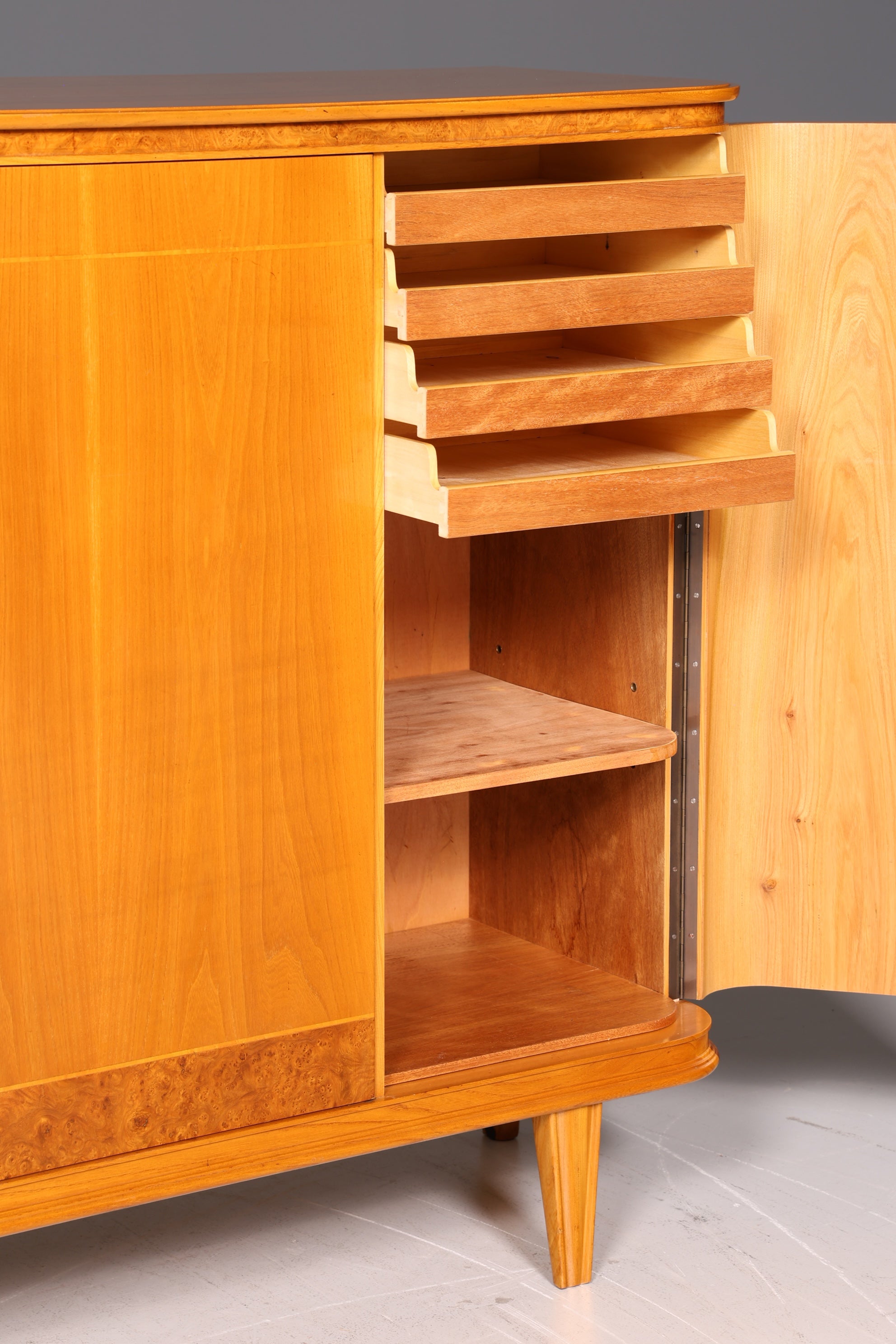 Traumhafter Mid Century Highboard Retro 60er Jahre Schrank Kommode Vintage Designklassiker Holz