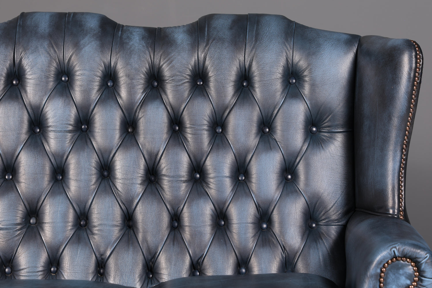 Wunderschönes Original Chesterfield 3-Sitzer Sofa Queen Anne Blau Englische Leder Couch England Polstersofa