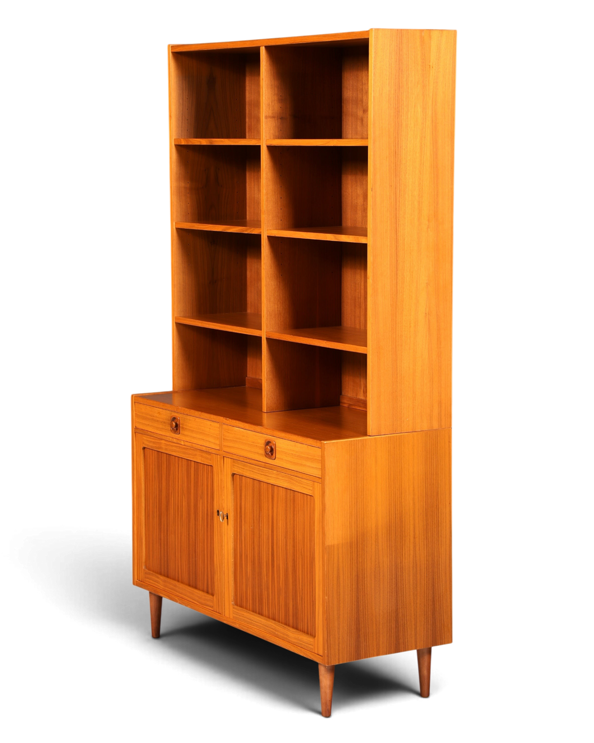 Hauptstadt Möblerei Mid Century Regal aus den 60er Jahren im Danish Design mit Holzfurnier und verstellbaren Böden