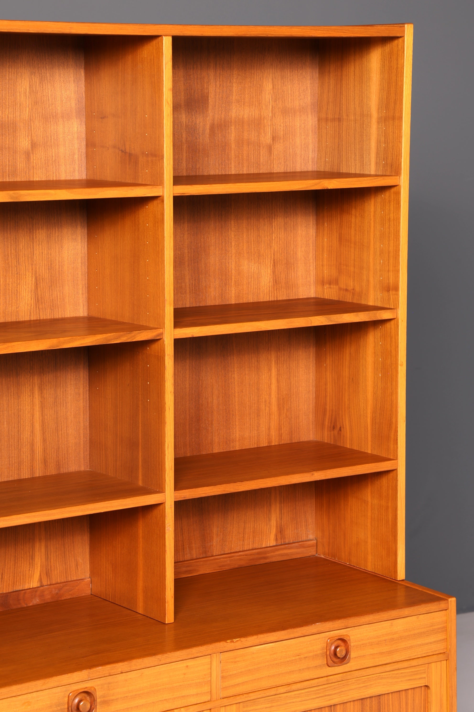 Traumhaftes Mid Century Regal Schrank Danish Design Retro Kommode Vintage Bücherregal 60er Jahre