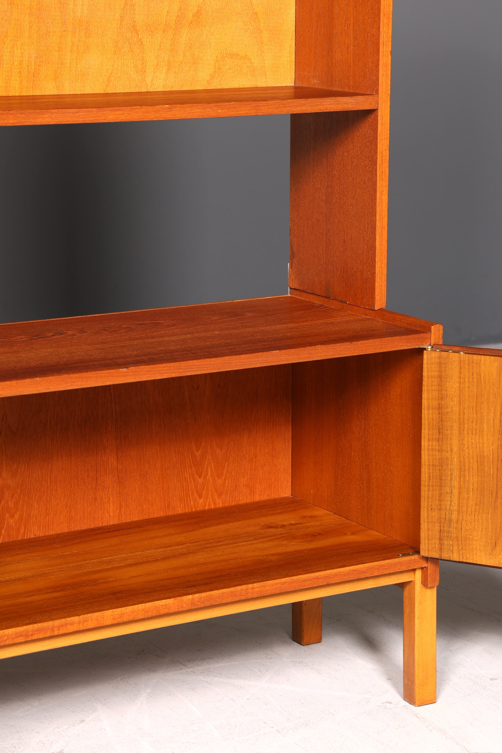 Simple Mid Century Shelf Danish Design Bookcase Retro Cabinet Chest of Drawers 60s