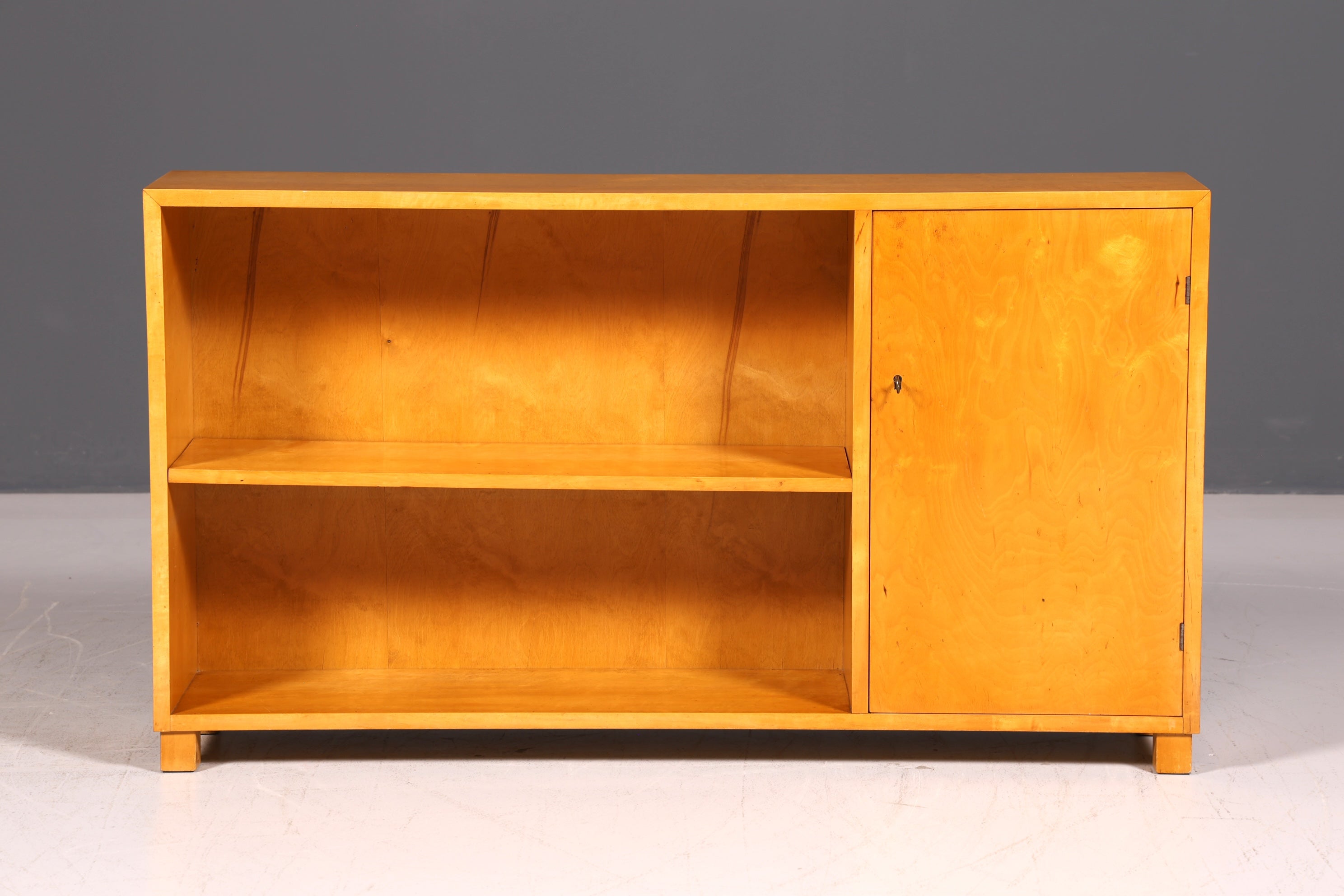 Wunderschönes Mid Century Sideboard Vintage TV Schrank Retro Regal Bücherregal 60s Designklassiker