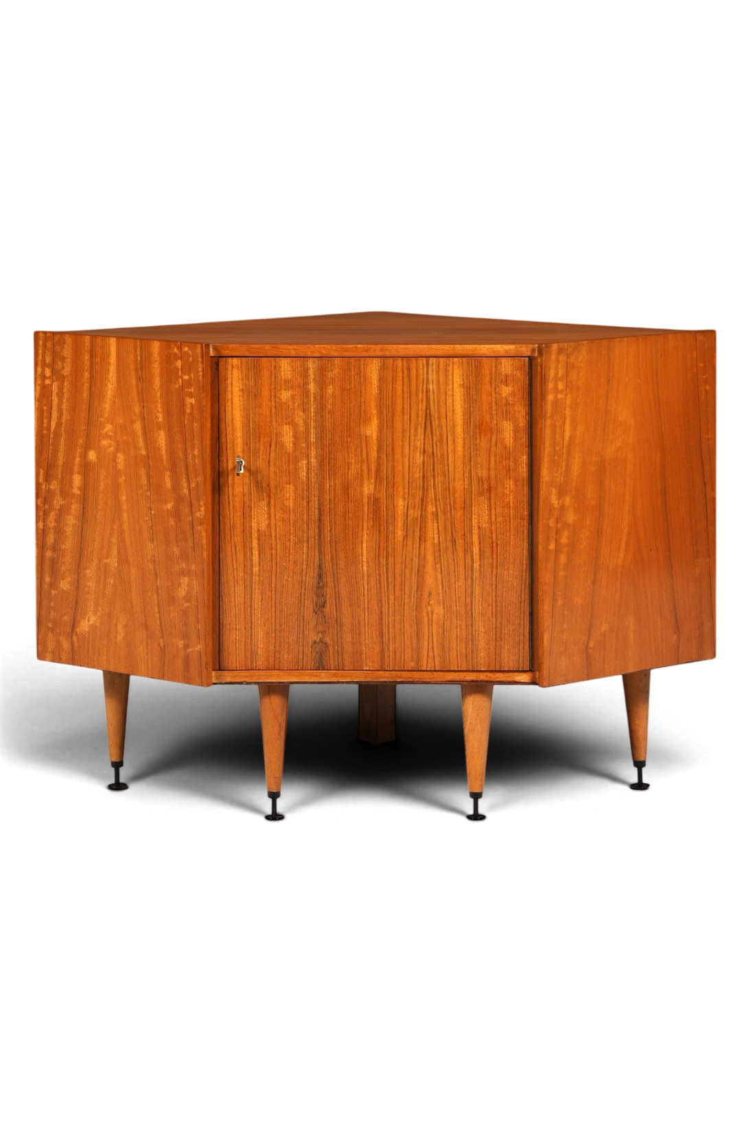 Hauptstadt Möblerei Mid Century Eckkommode aus Holz mit konischen Beinen im Vintage-Stil der 60er Jahre