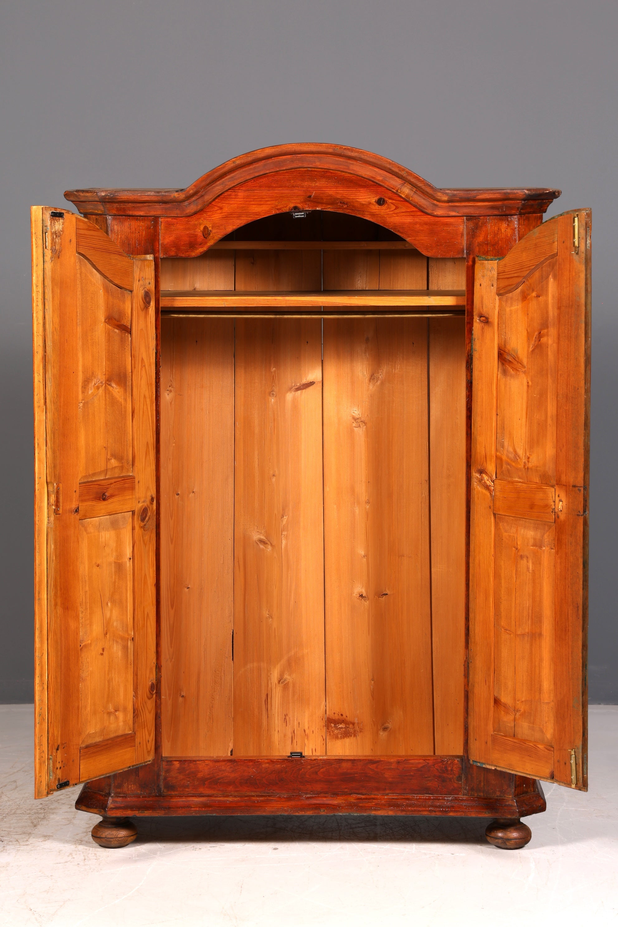 Beautiful Antique Baroque Farmhouse Cabinet Hallway Cabinet Wardrobe Linen Cabinet Solid Wood
