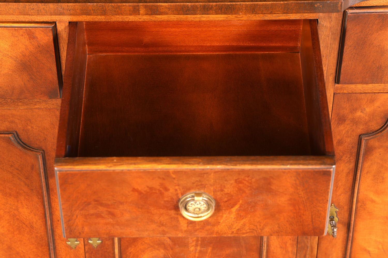 G309 Finish cm Wunderschönes Englisches Sideboard Mahagoni Schrank Antik 60s Buffetschrank Kommode (Kopie)