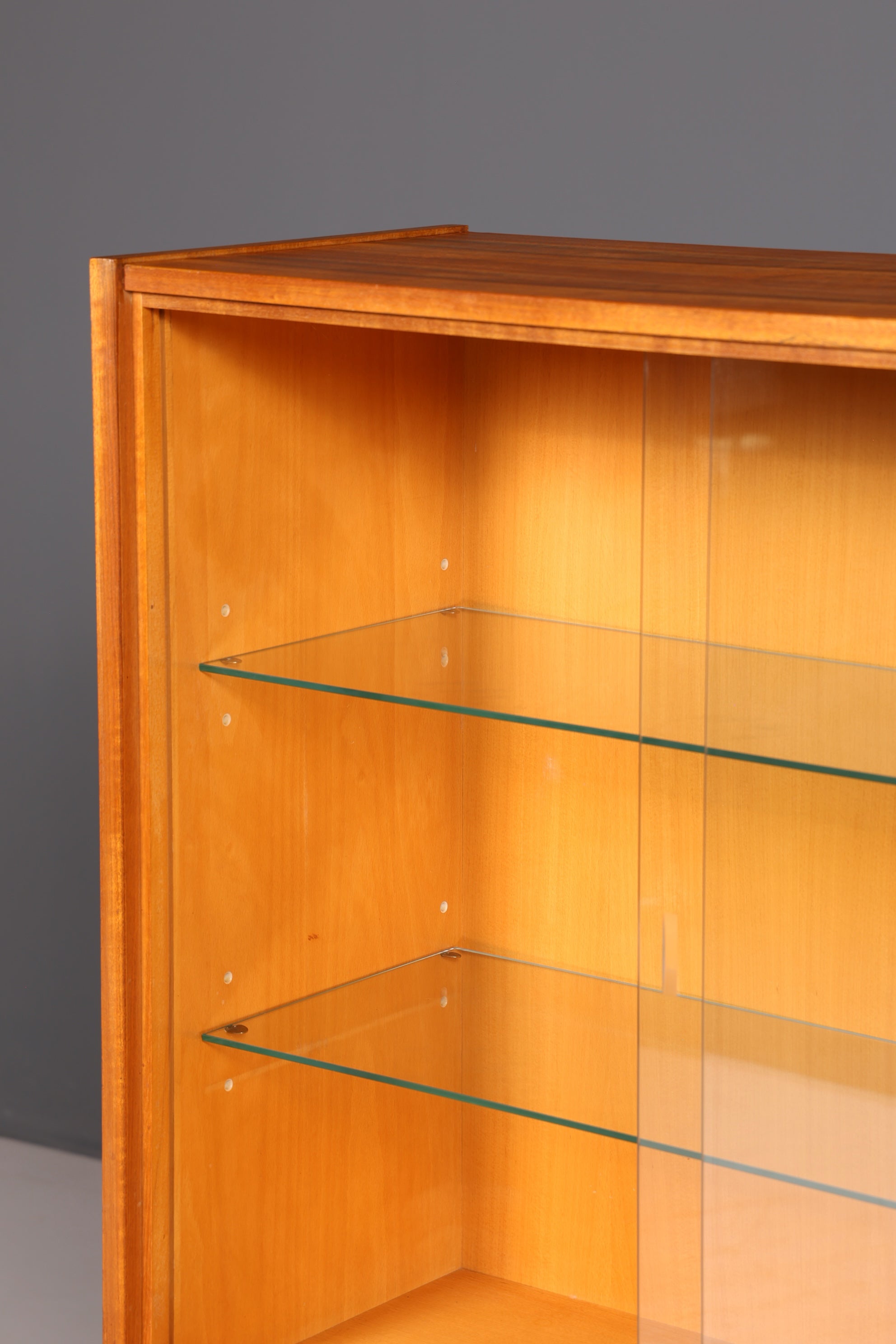 Wunderschöne Mid Century Vitrine Bücherschrank Vintage Glasvitrine Highboard Schrank 60er echt Holz