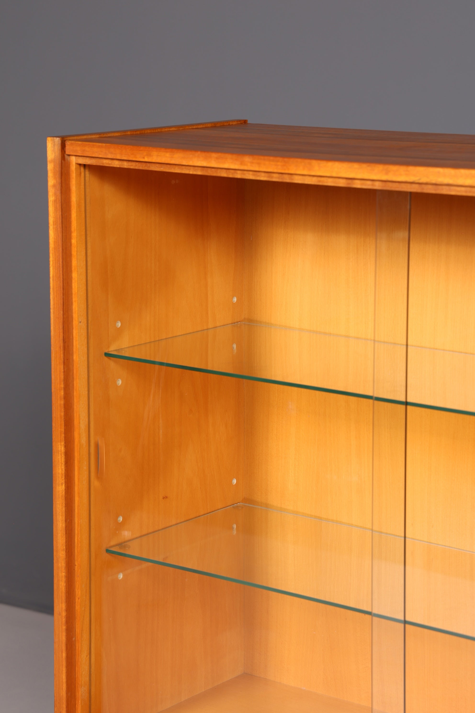 Wunderschöne Mid Century Vitrine Bücherschrank Vintage Glasvitrine Highboard Schrank 60er echt Holz