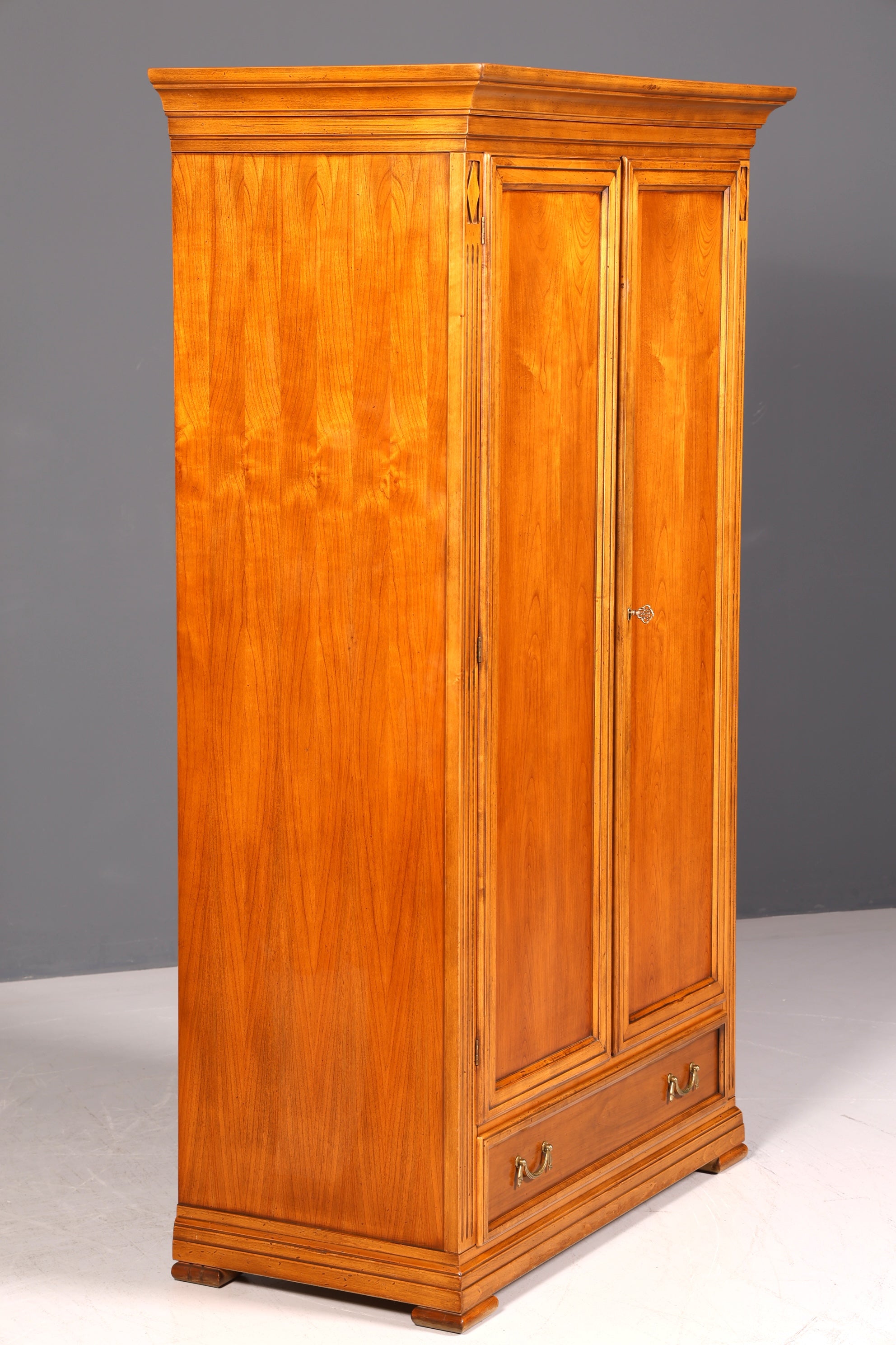 Traumhafter Original Selva Schrank Villa Borghese Antik Stil Massiv Holz Dielenschrank Kleiderschrank