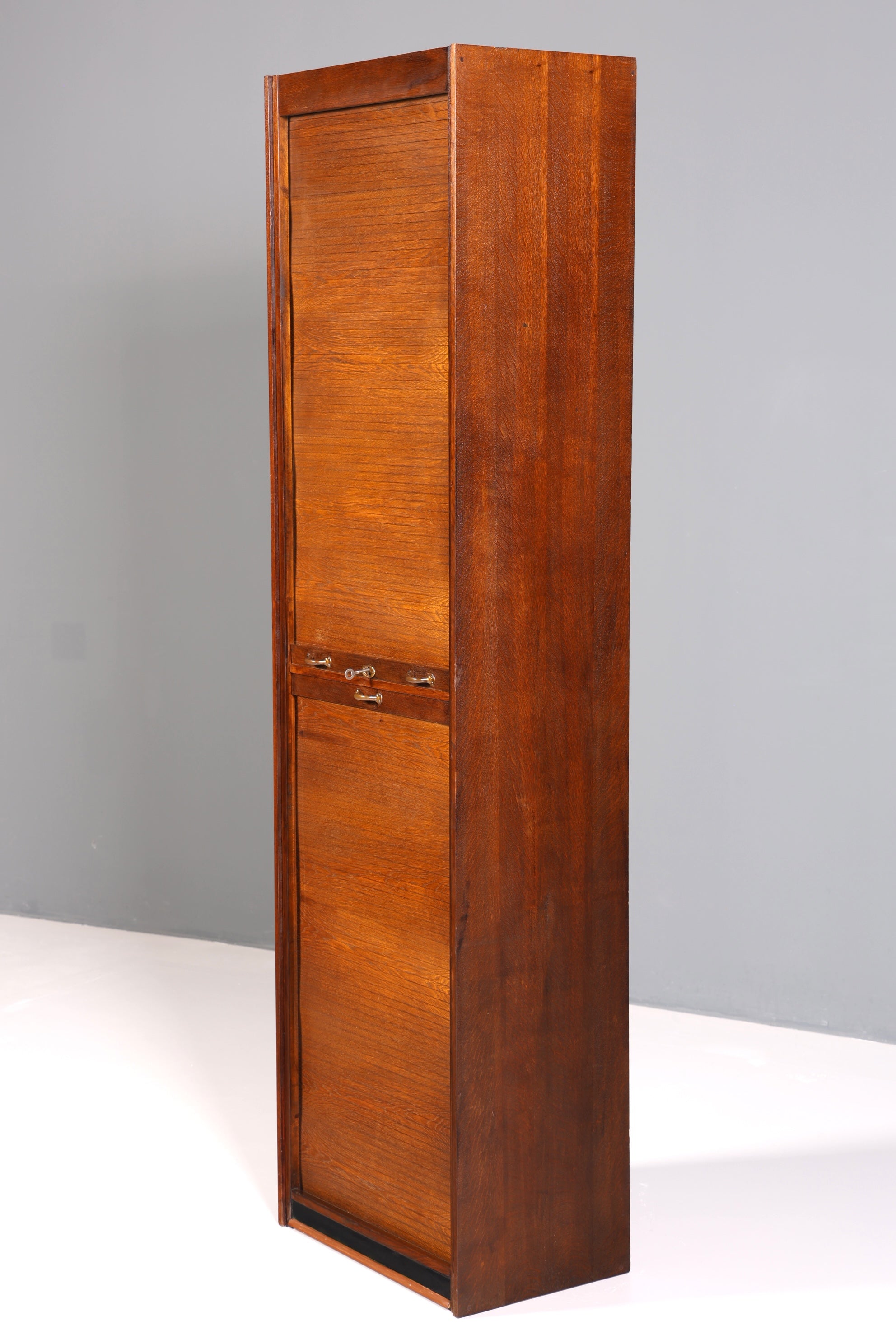 Simple mid-century roll-top cabinet, Bauhaus style, vertiko, apothecary cabinet, Art Deco office filing cabinet