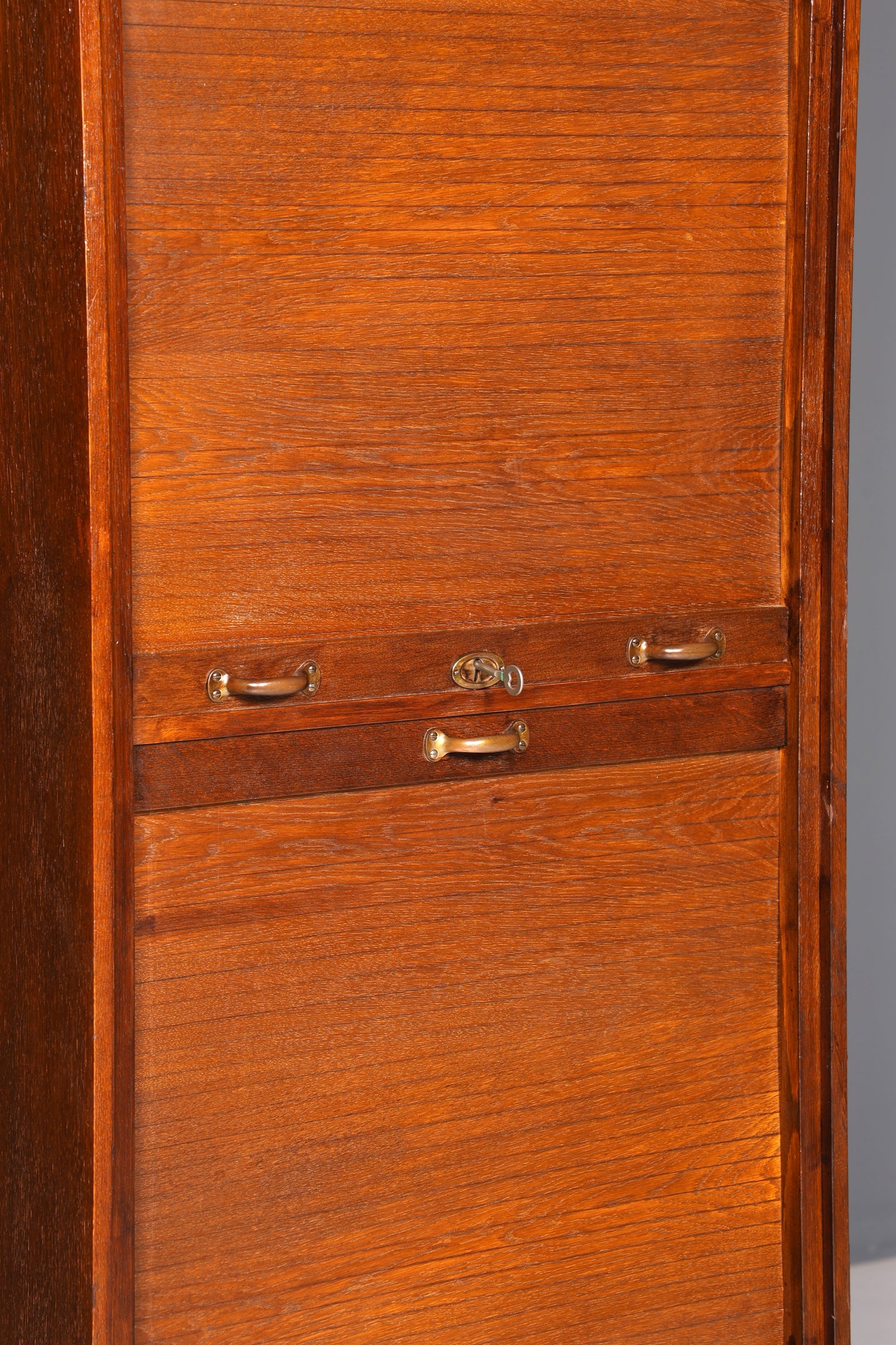 Simple mid-century roll-top cabinet, Bauhaus style, vertiko, apothecary cabinet, Art Deco office filing cabinet