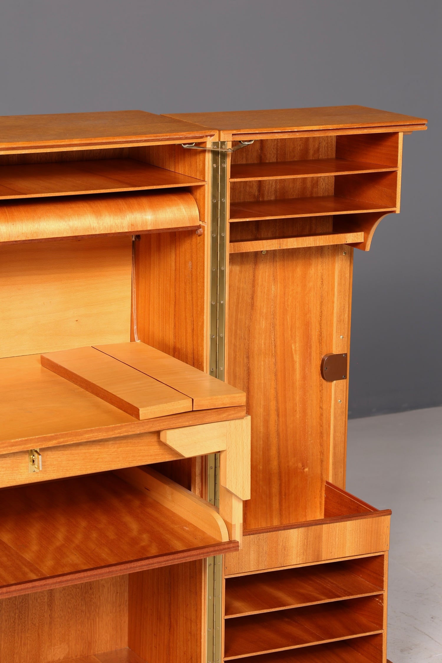 Seltener Magic Box Sekretär Mid Century Schreibkommode Büro Schrank Schweiz Designklassiker Vintage