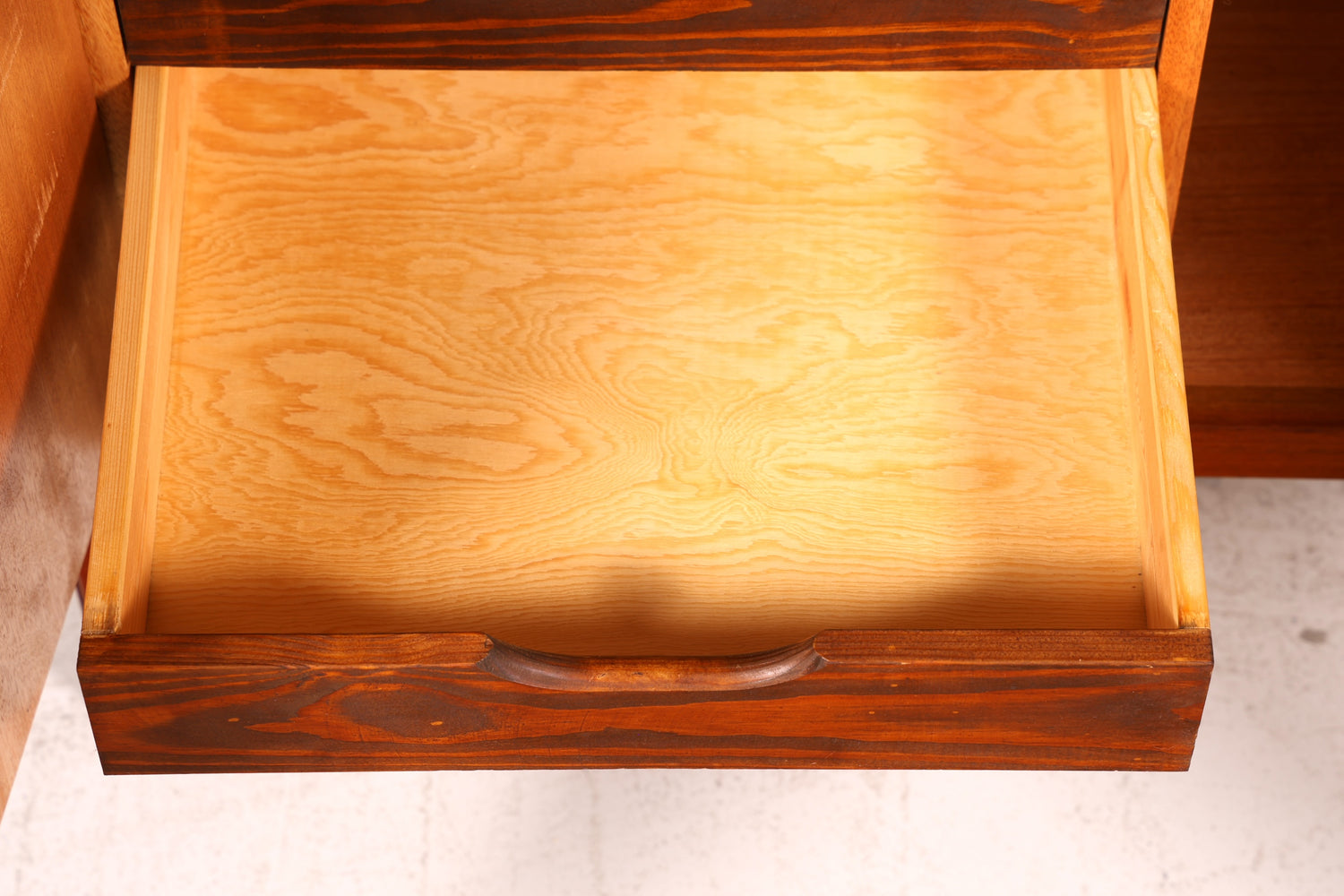 Wunderschöne Mid Century Kommode Vintage Schrank Retro Flurkommode 60s Sideboard Designklassiker
