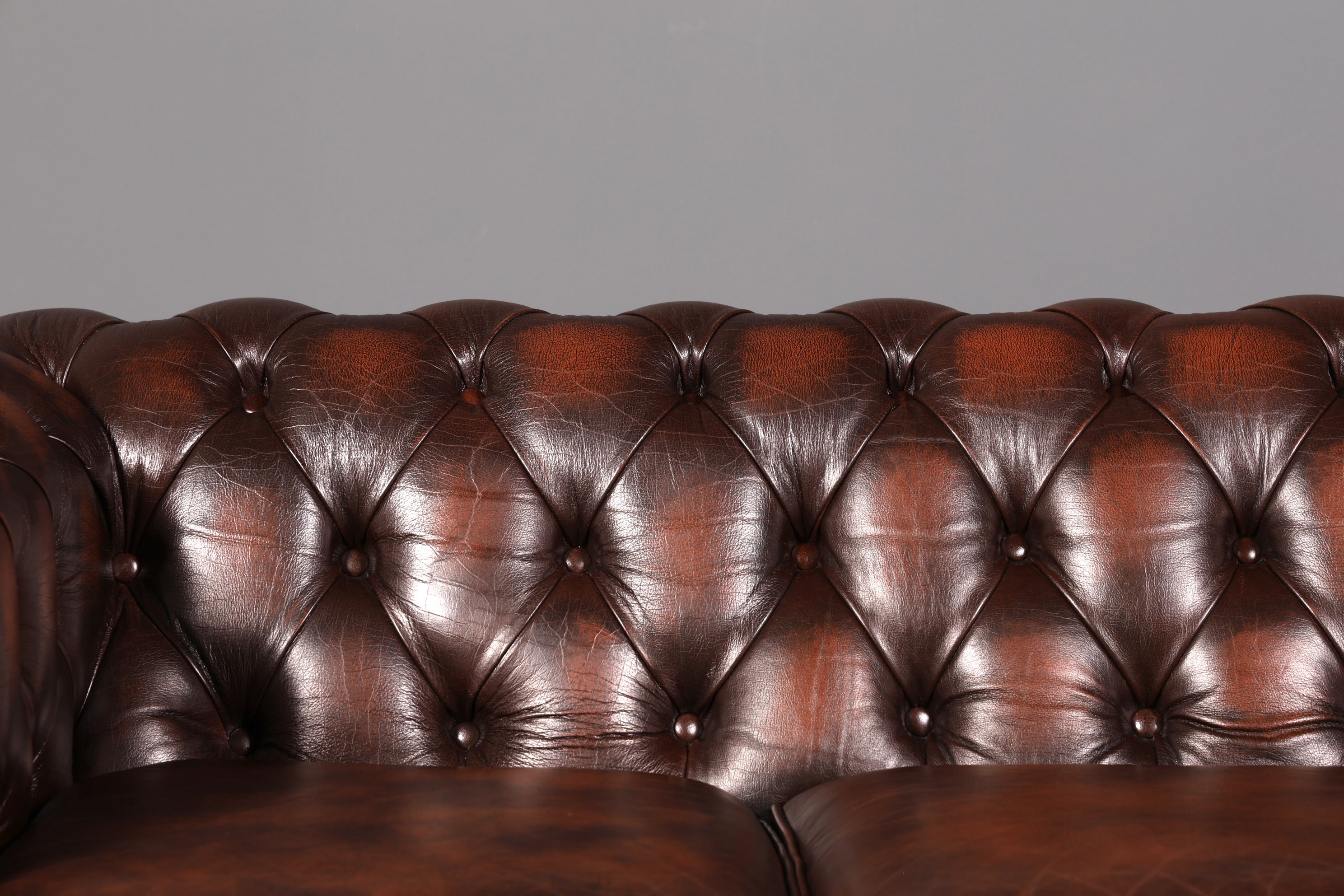 Magnifique canapé Chesterfield Centurion original, 3 places, en cuir véritable, canapé anglais capitonné en cuir