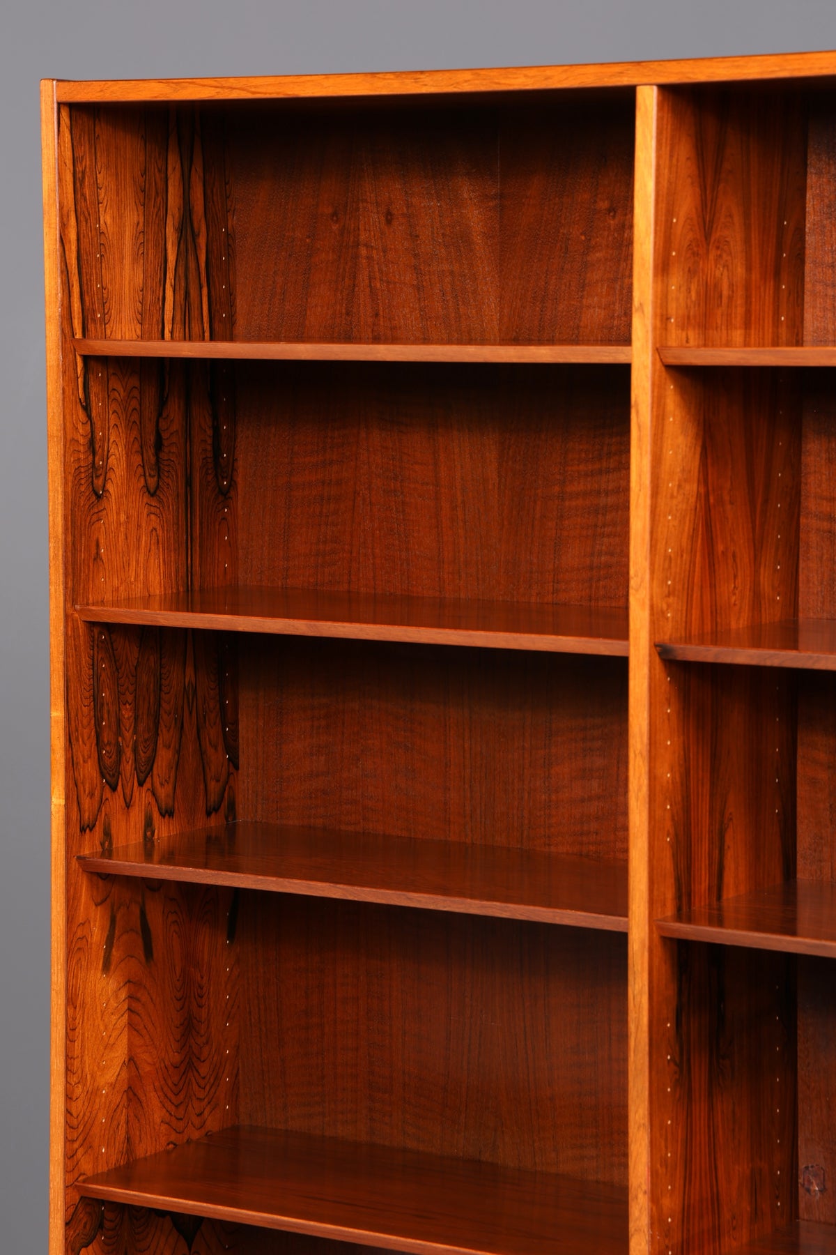 Magnifique étagère XXL originale Hundevad du milieu du siècle en palissandre, design danois, fabriquée au Danemark, bibliothèque vintage des années 1960