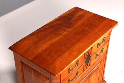 Edle Kommode im Biedermeier Stil Englischer Stil Eibe Echt Holz Sideboard Antik