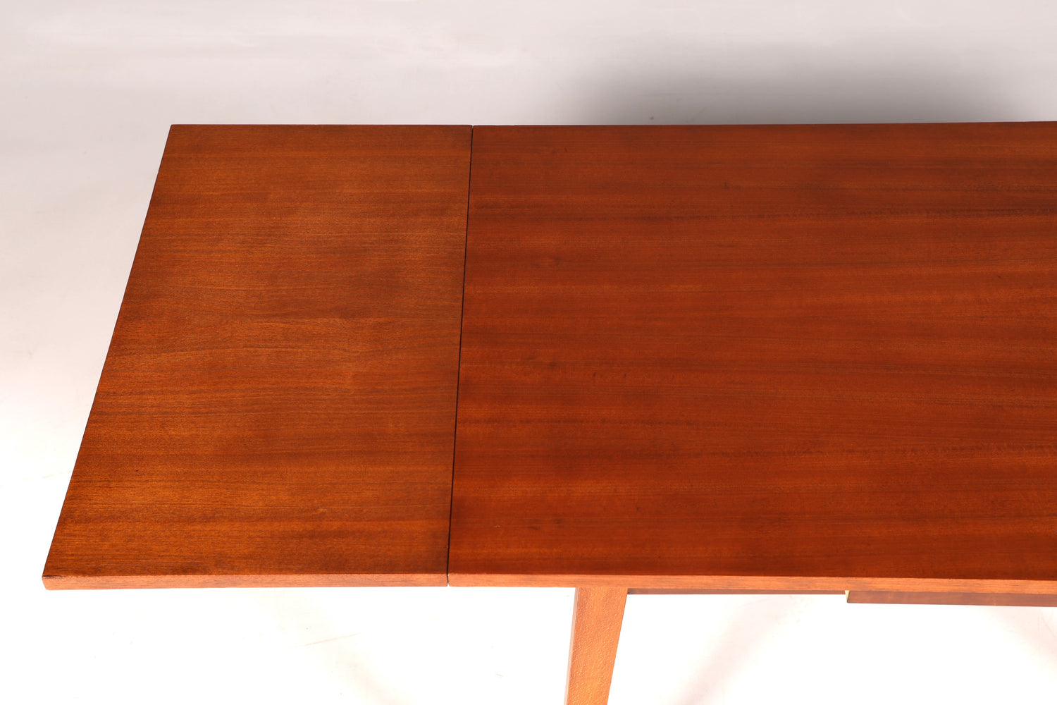 Magnifique table de cuisine du milieu du siècle, table vintage extensible et réglable en hauteur, table à manger en bois des années 60