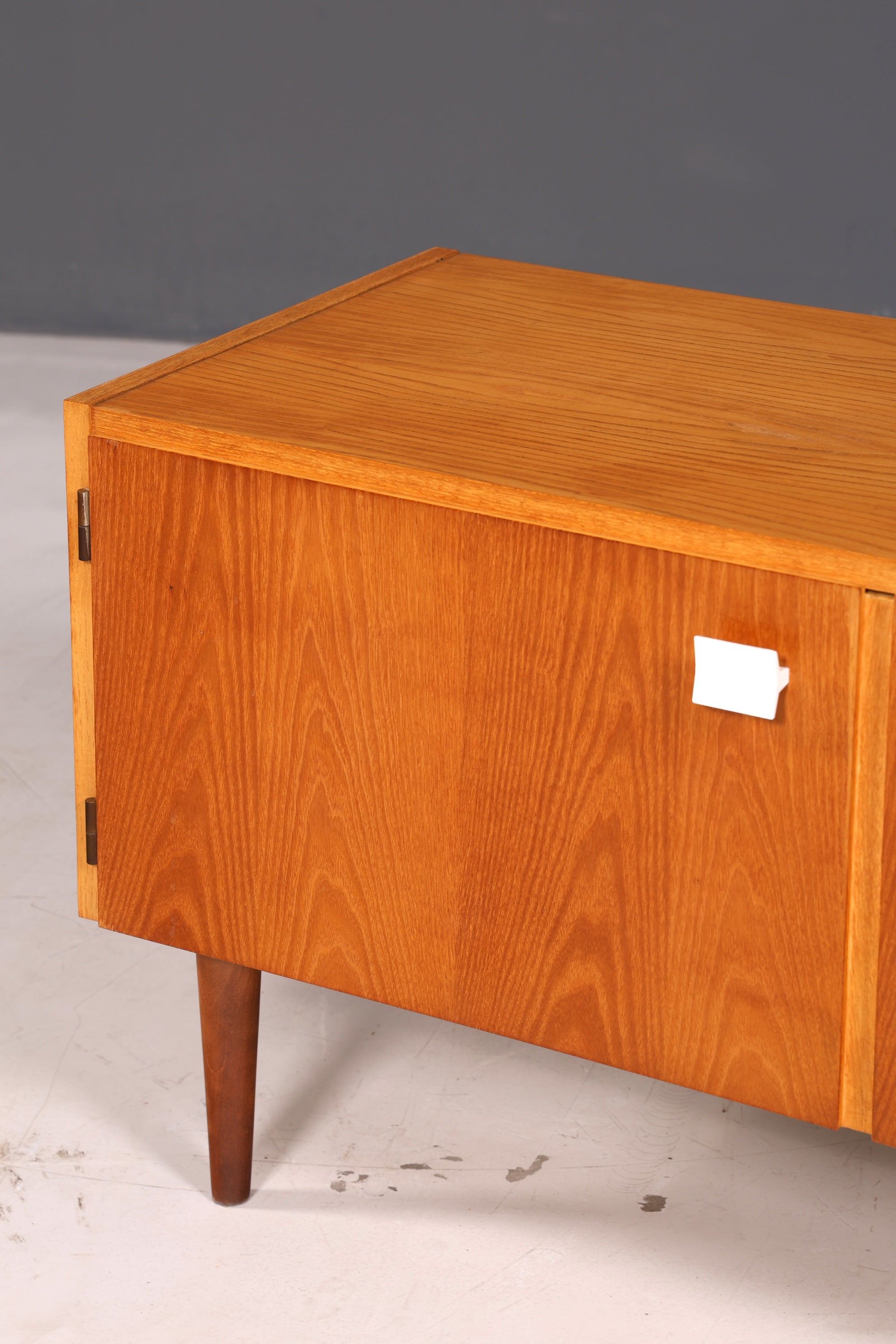 Magnifique commode Hellerau originale, modèle 427, style mid-century, buffet, meuble TV vintage en bois véritable