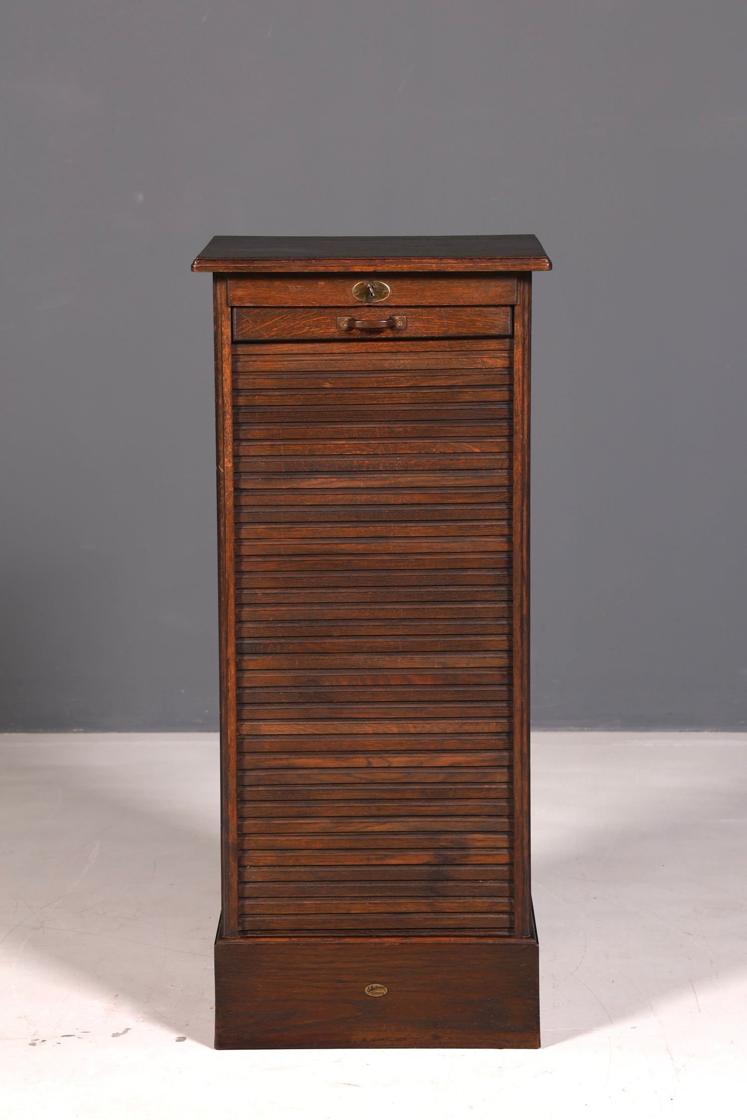 Armoire à rideau Bauhaus sobre armoire à jalousie armoire à dossiers Art déco armoire de bureau ancienne vintage